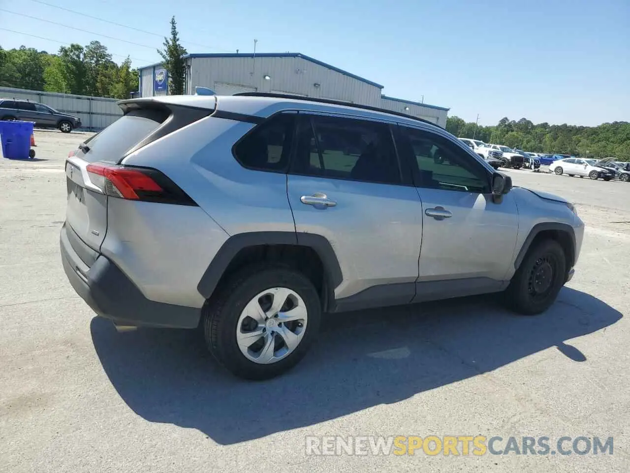 3 Фотография поврежденного автомобиля 2T3F1RFV3LC096643 TOYOTA RAV4 2020