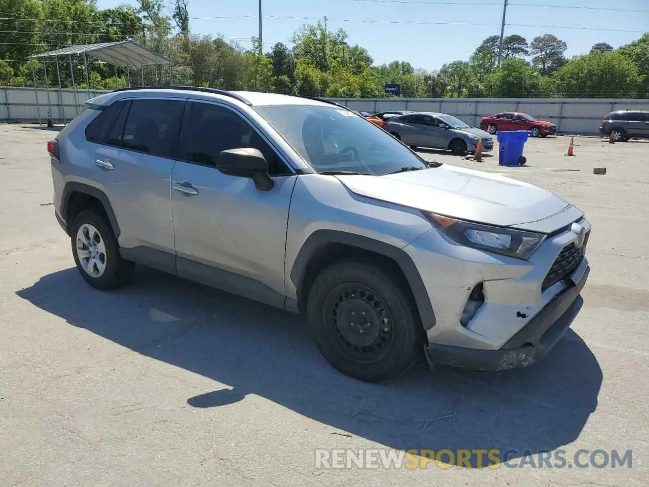 4 Фотография поврежденного автомобиля 2T3F1RFV3LC096643 TOYOTA RAV4 2020