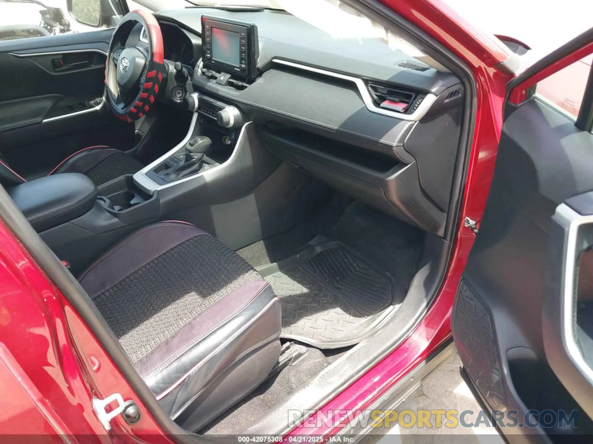 5 Фотография поврежденного автомобиля 2T3F1RFV3LC096884 TOYOTA RAV4 2020