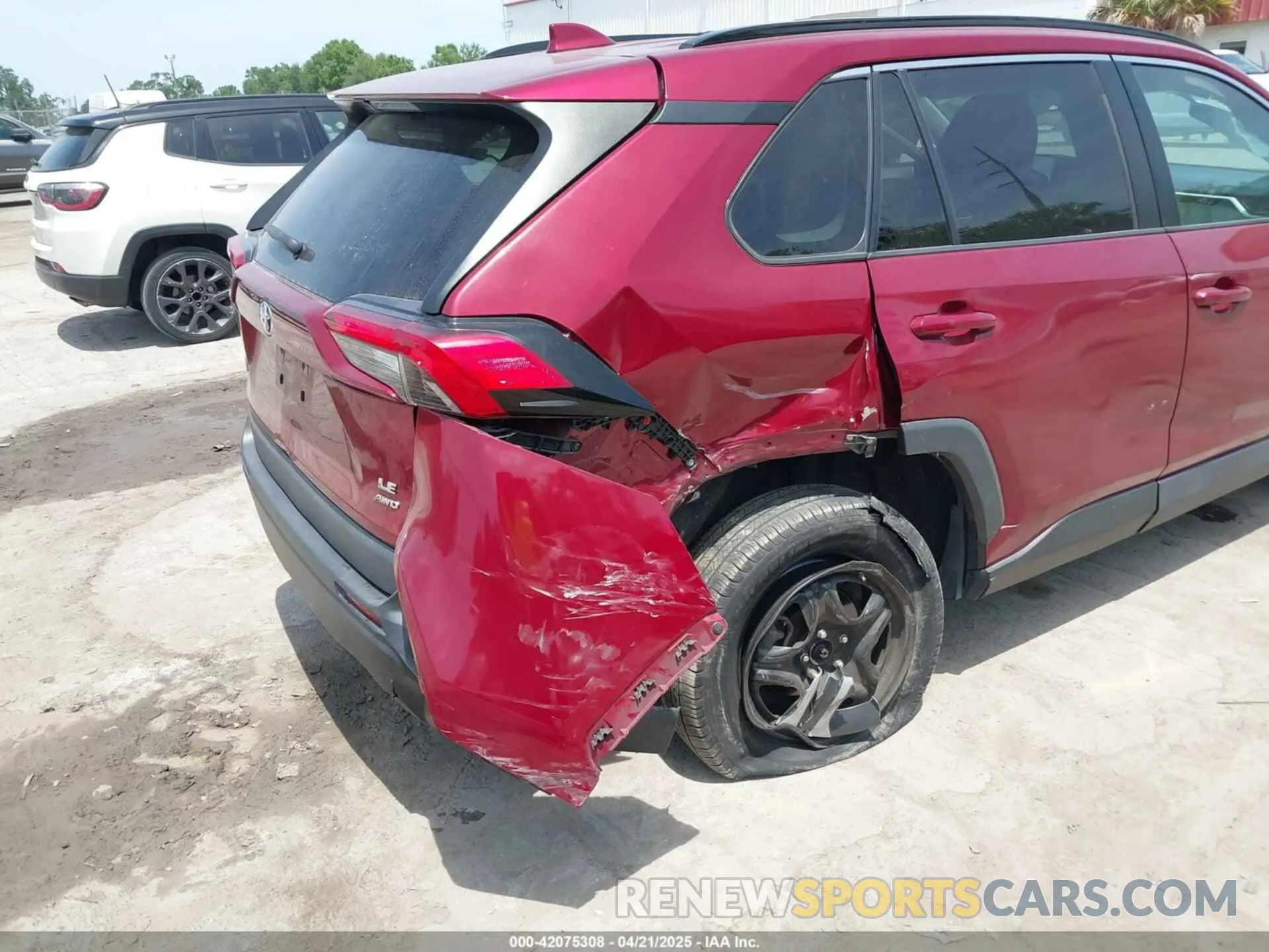 6 Фотография поврежденного автомобиля 2T3F1RFV3LC096884 TOYOTA RAV4 2020