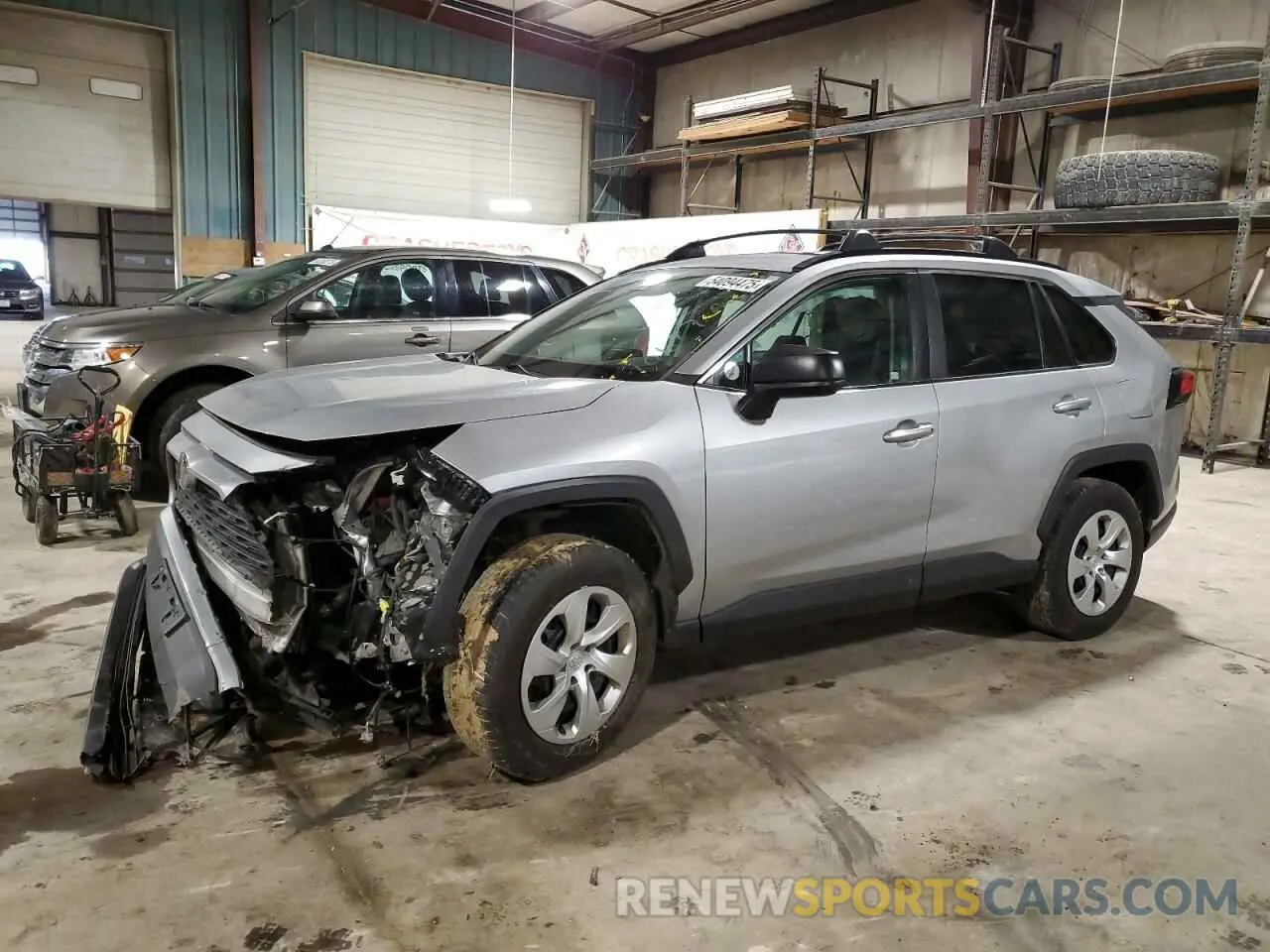 1 Photograph of a damaged car 2T3F1RFV4LW120687 TOYOTA RAV4 2020