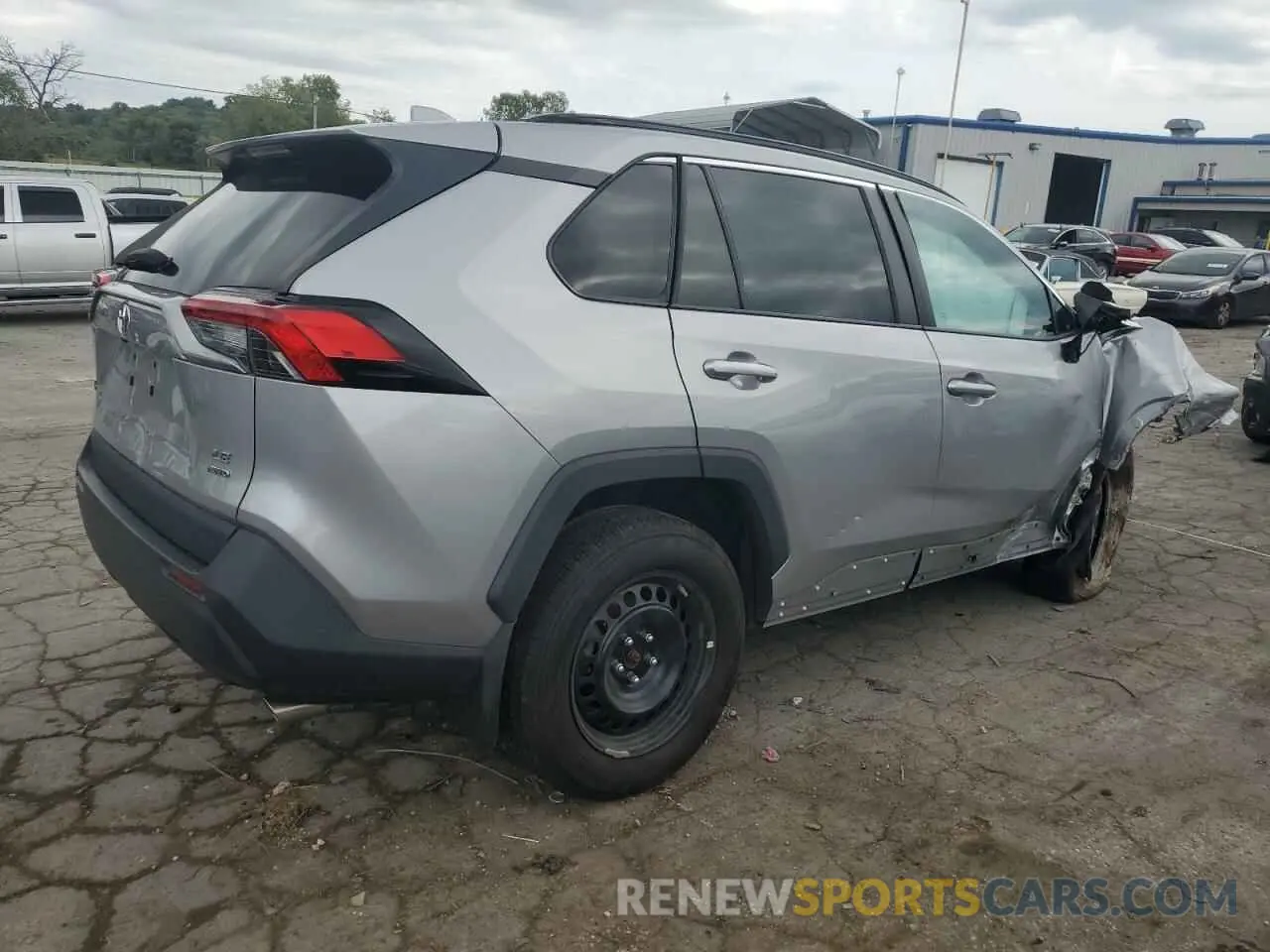 3 Фотография поврежденного автомобиля 2T3F1RFV5LC114852 TOYOTA RAV4 2020
