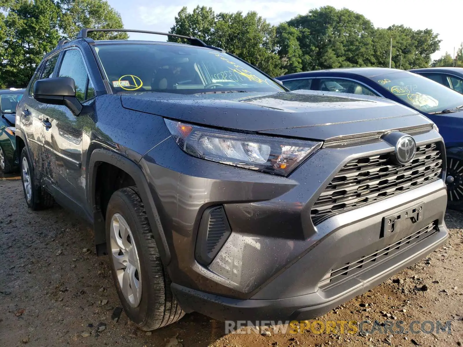 1 Фотография поврежденного автомобиля 2T3F1RFV5LW088817 TOYOTA RAV4 2020
