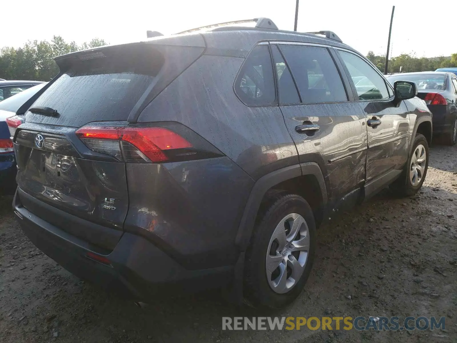 4 Фотография поврежденного автомобиля 2T3F1RFV5LW088817 TOYOTA RAV4 2020