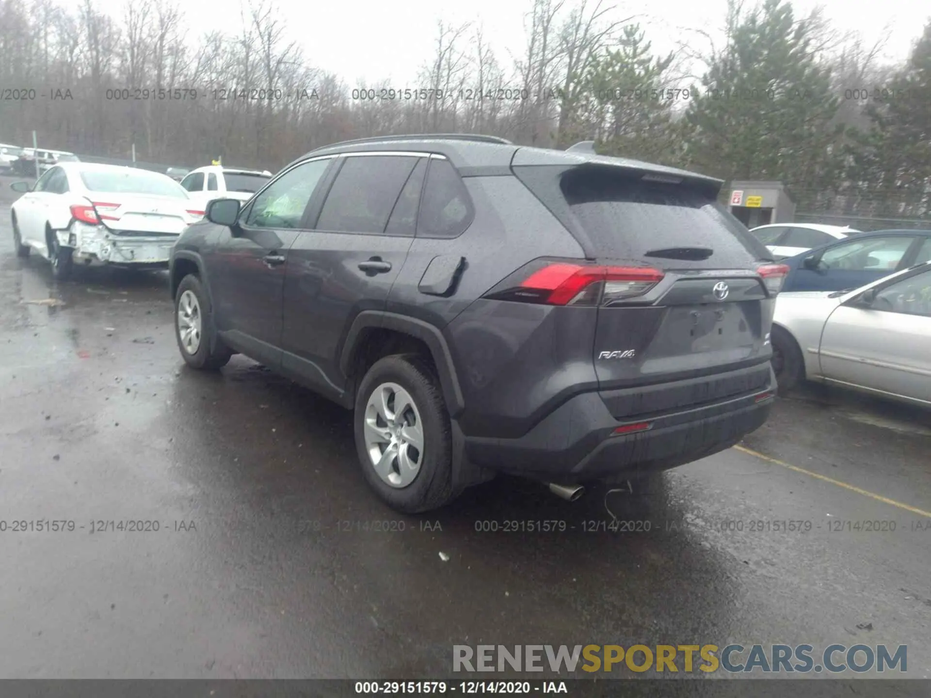 3 Photograph of a damaged car 2T3F1RFV6LC091971 TOYOTA RAV4 2020