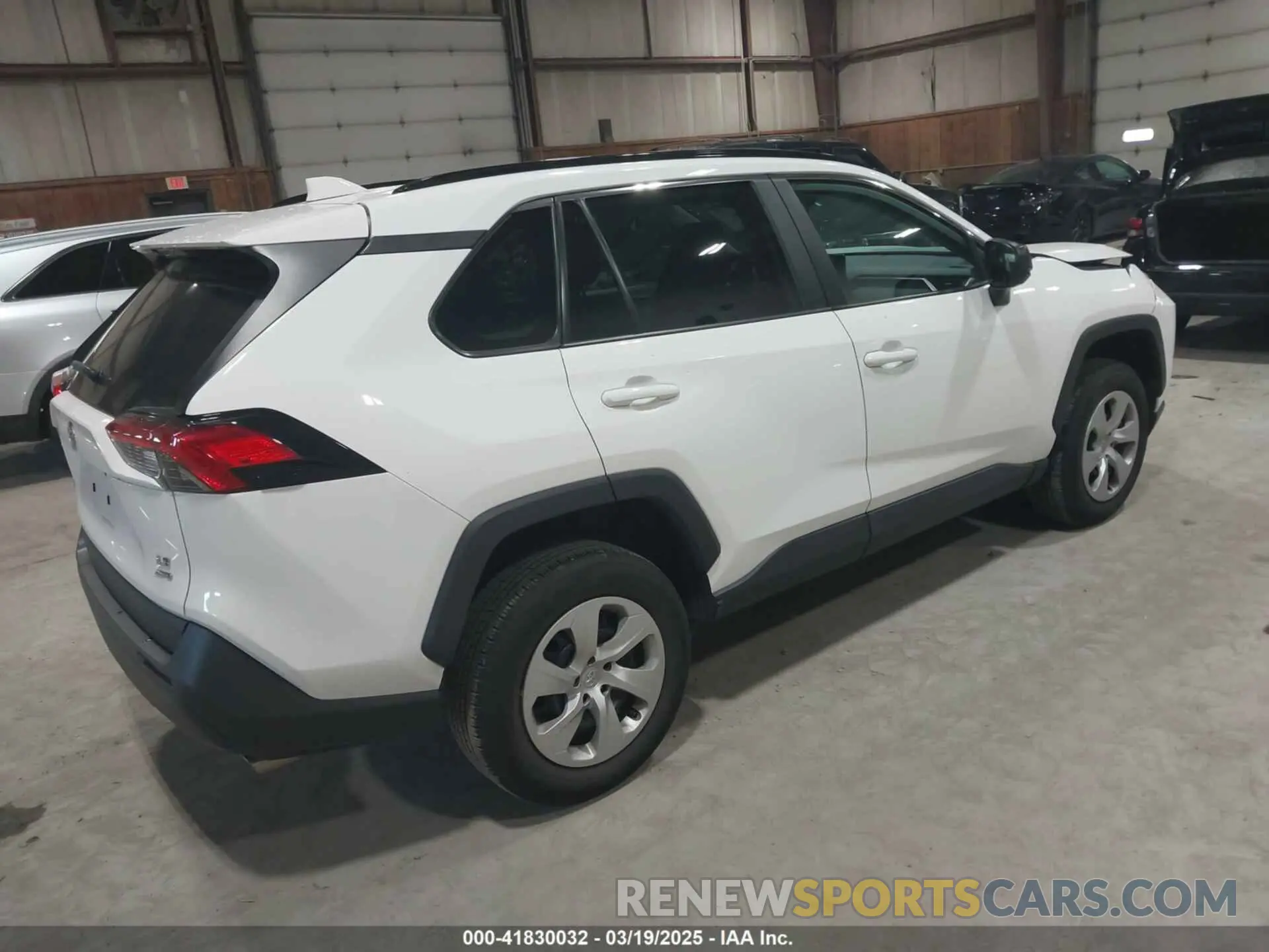 4 Фотография поврежденного автомобиля 2T3F1RFV6LW109724 TOYOTA RAV4 2020