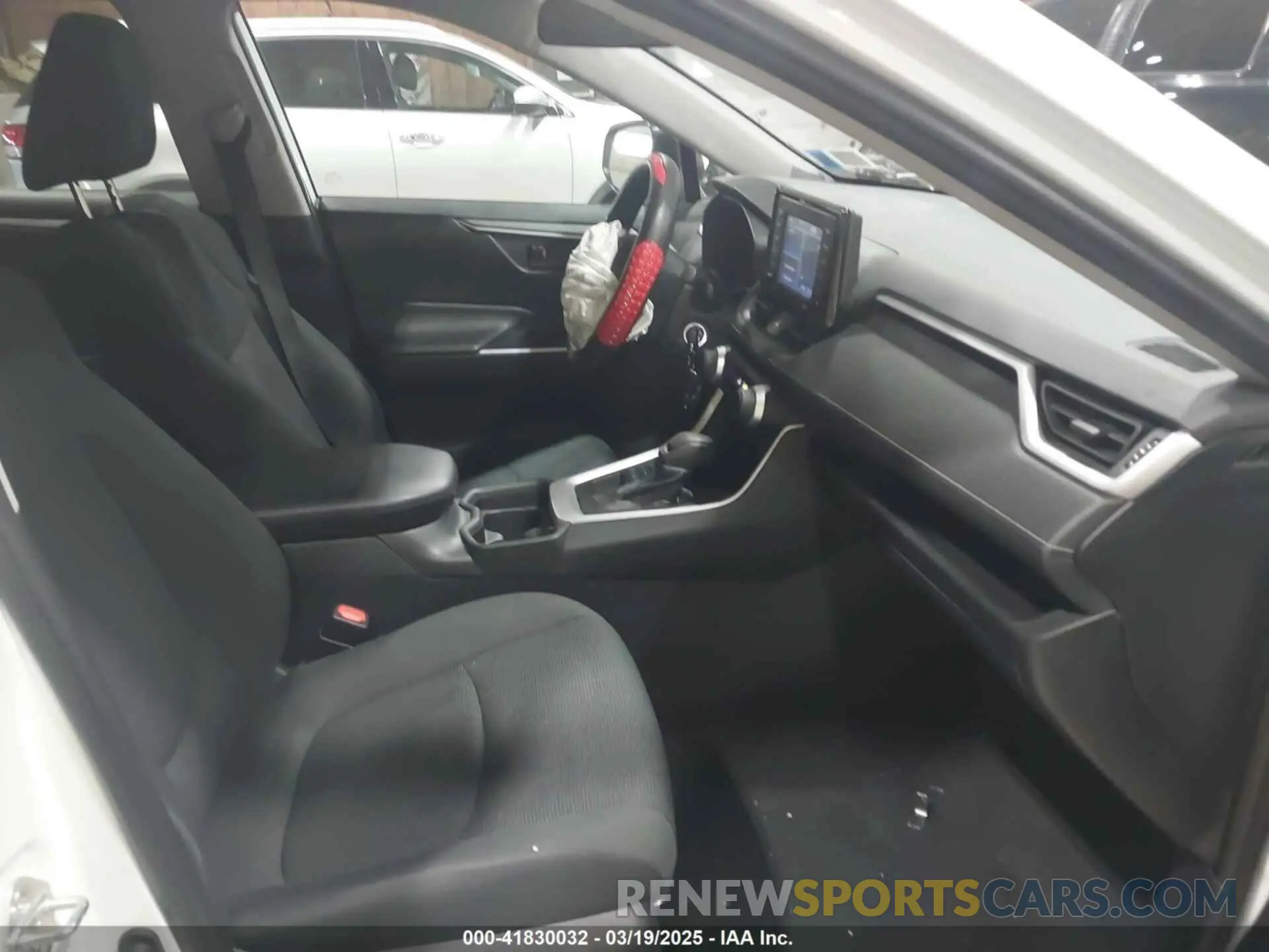 5 Фотография поврежденного автомобиля 2T3F1RFV6LW109724 TOYOTA RAV4 2020