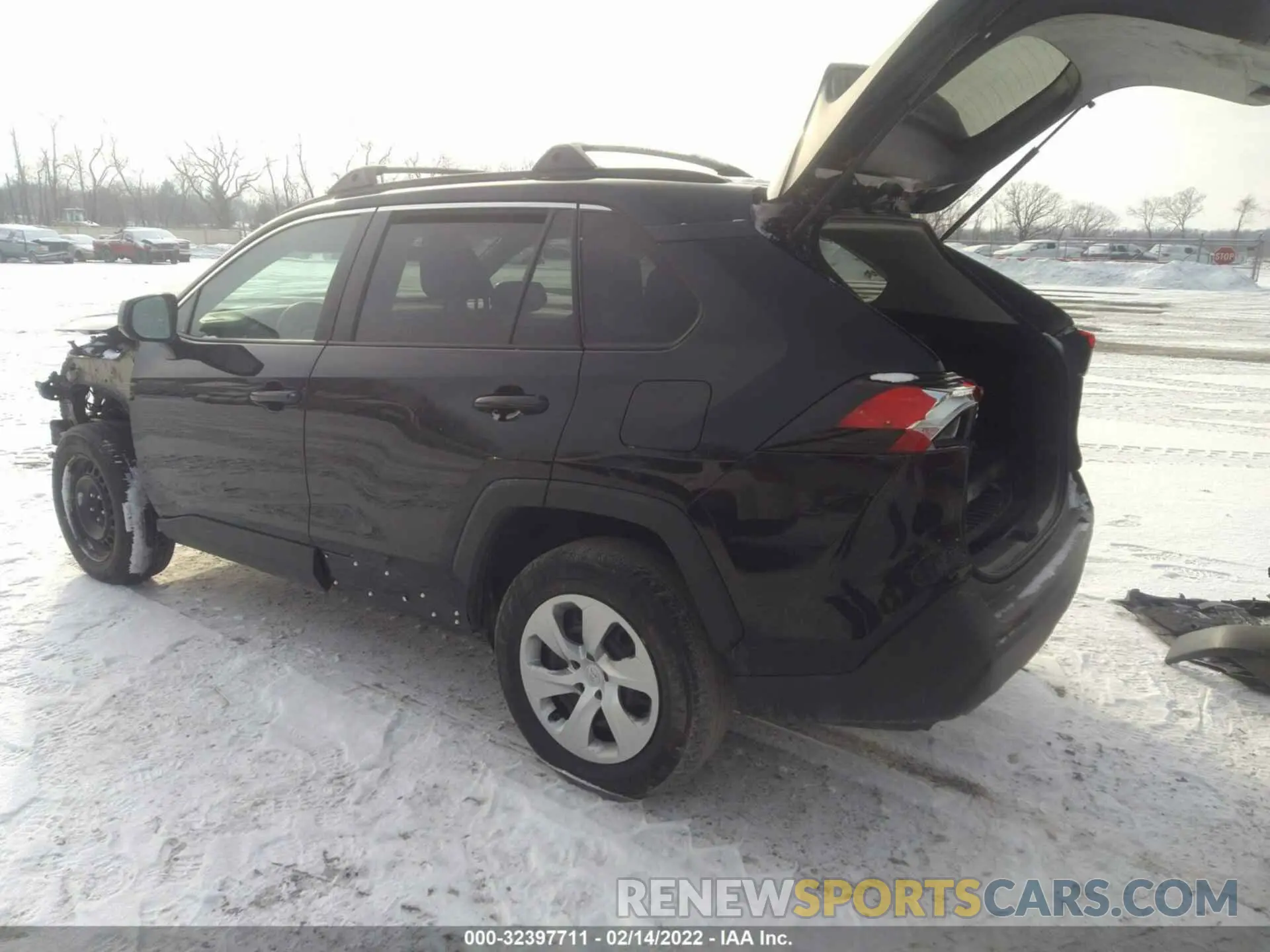 3 Photograph of a damaged car 2T3F1RFV7LC074676 TOYOTA RAV4 2020