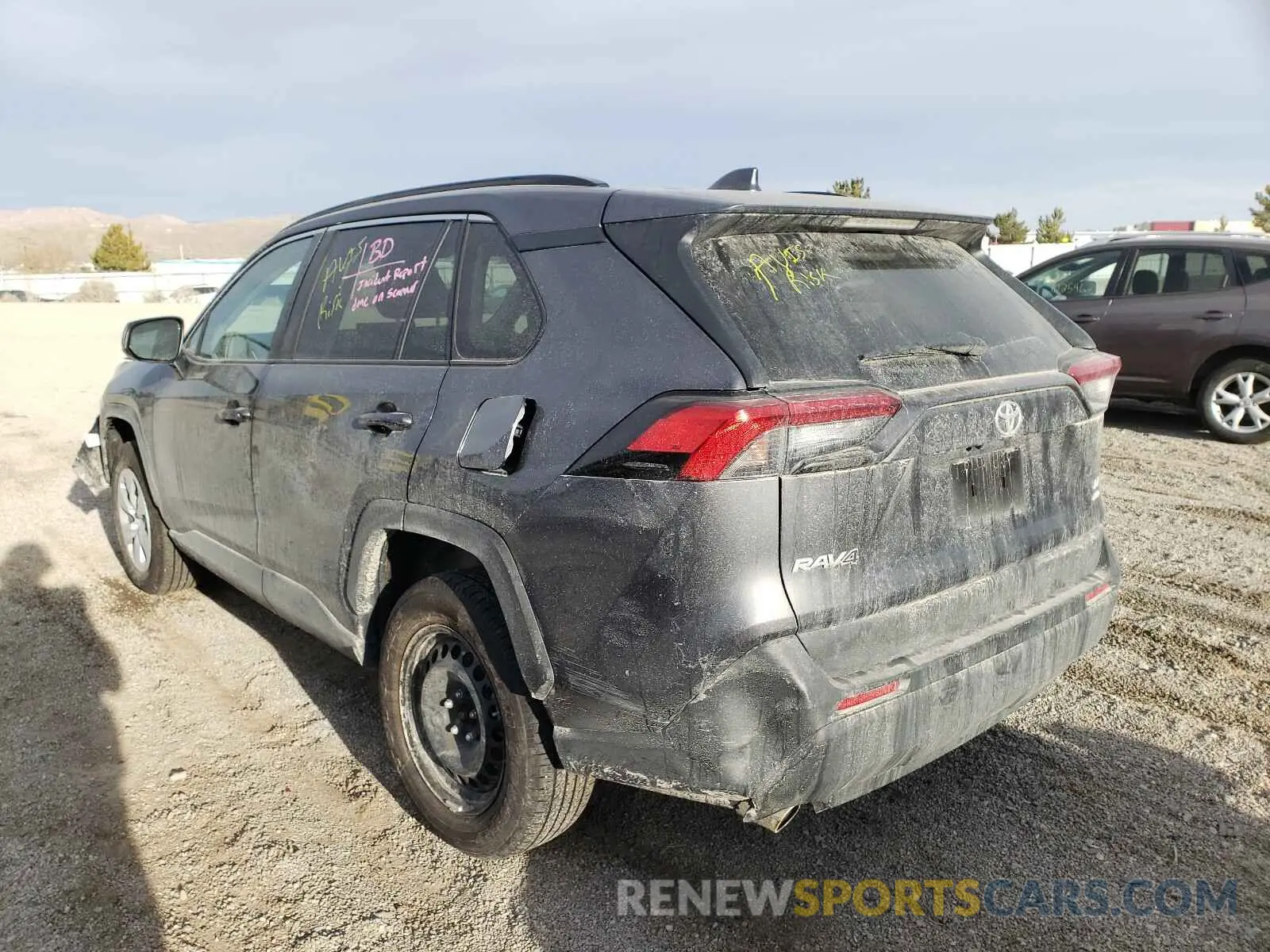 3 Photograph of a damaged car 2T3F1RFV7LC082695 TOYOTA RAV4 2020