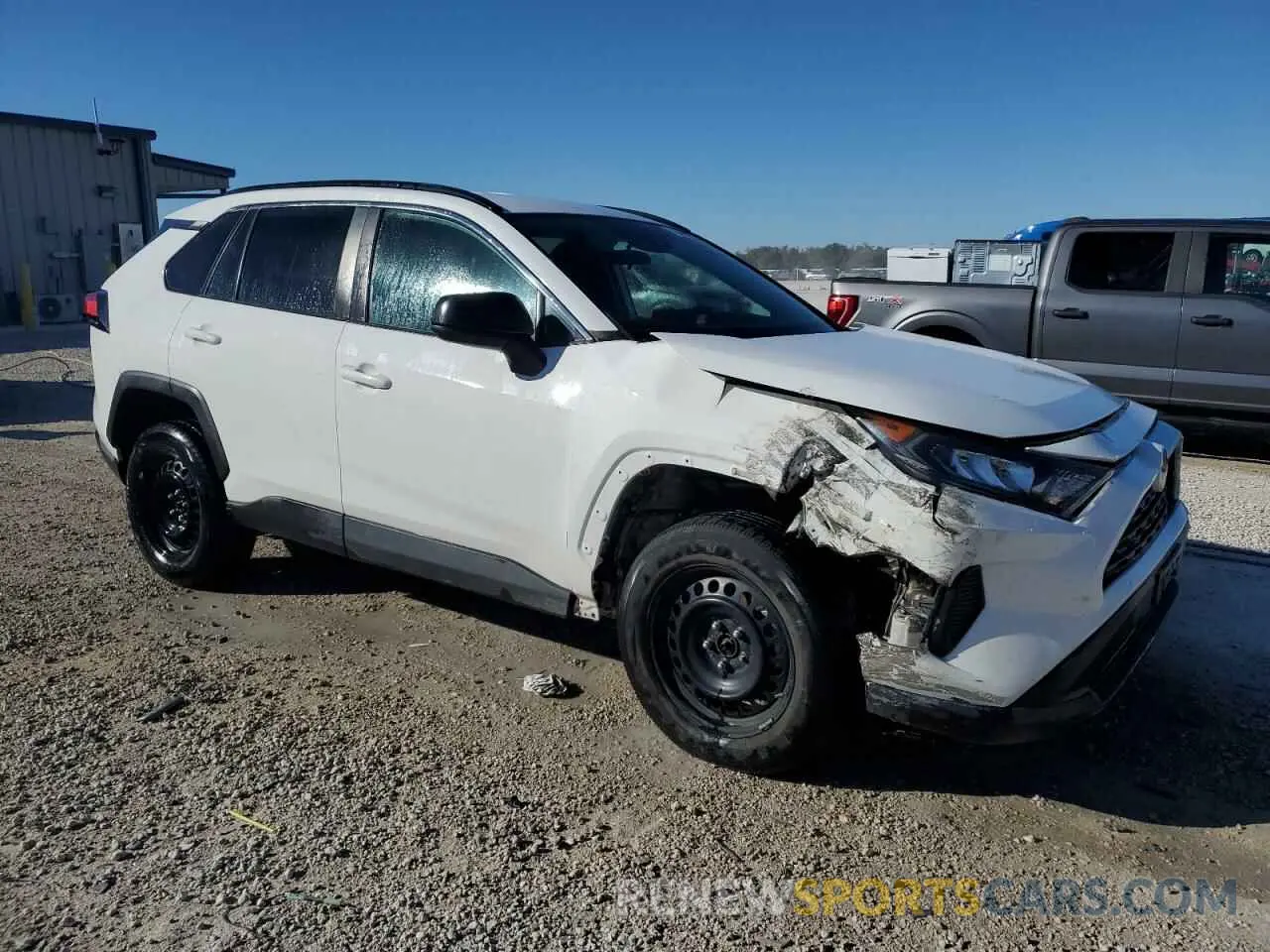 4 Photograph of a damaged car 2T3F1RFV7LC101357 TOYOTA RAV4 2020
