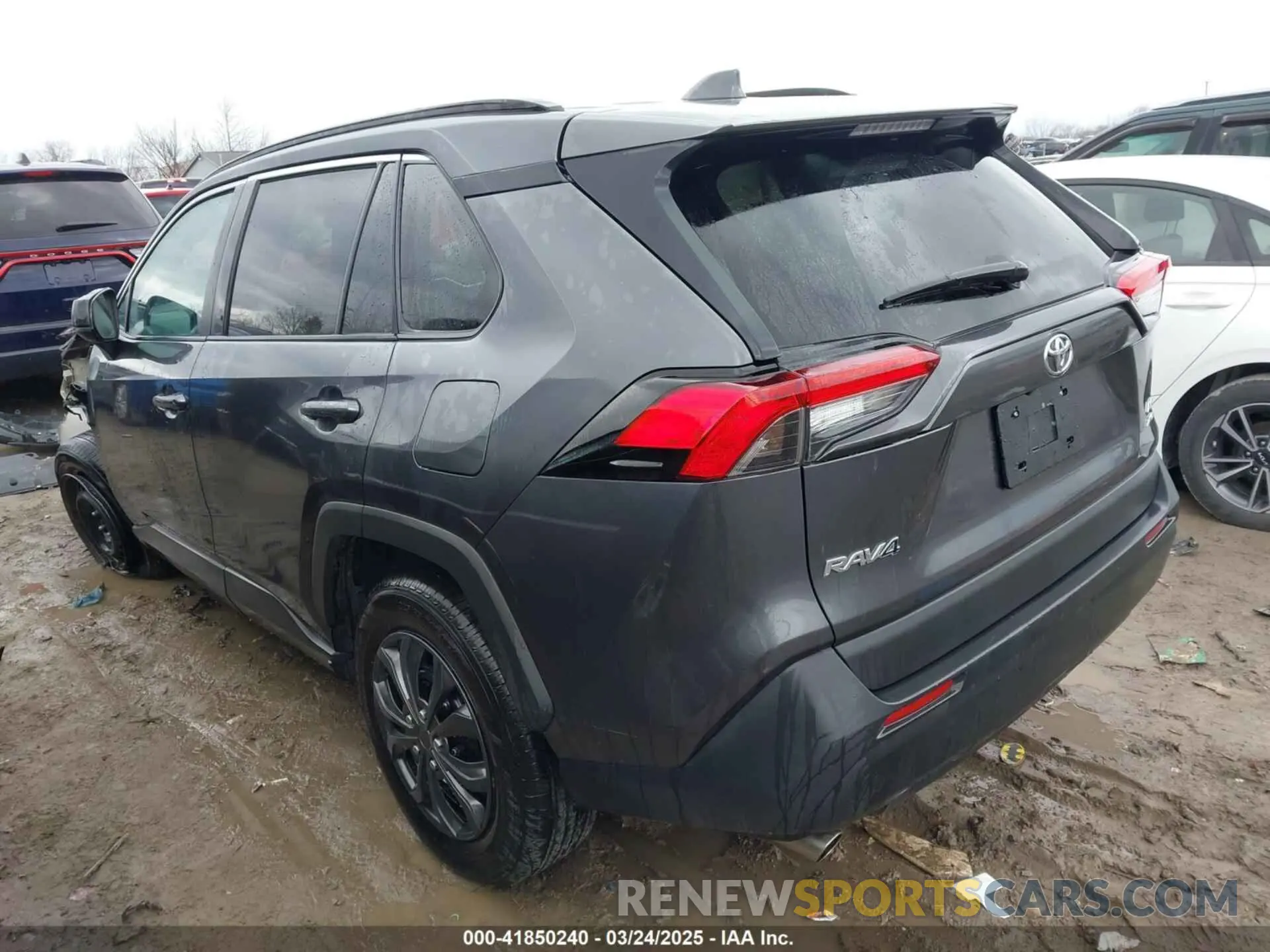 3 Фотография поврежденного автомобиля 2T3F1RFV8LC063346 TOYOTA RAV4 2020