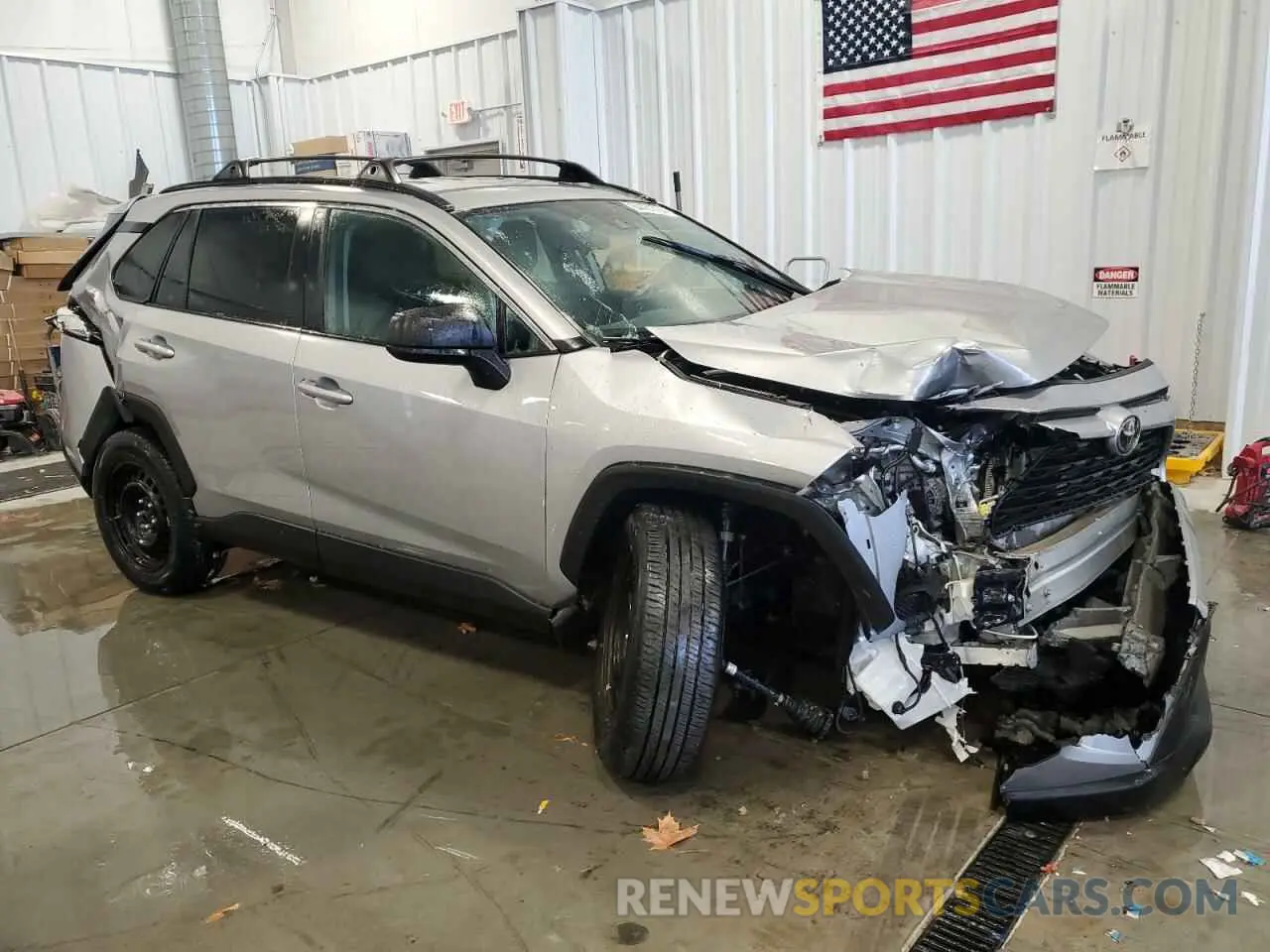 4 Фотография поврежденного автомобиля 2T3F1RFV8LC071317 TOYOTA RAV4 2020