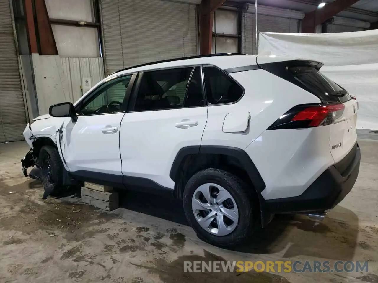2 Фотография поврежденного автомобиля 2T3F1RFV8LW110082 TOYOTA RAV4 2020