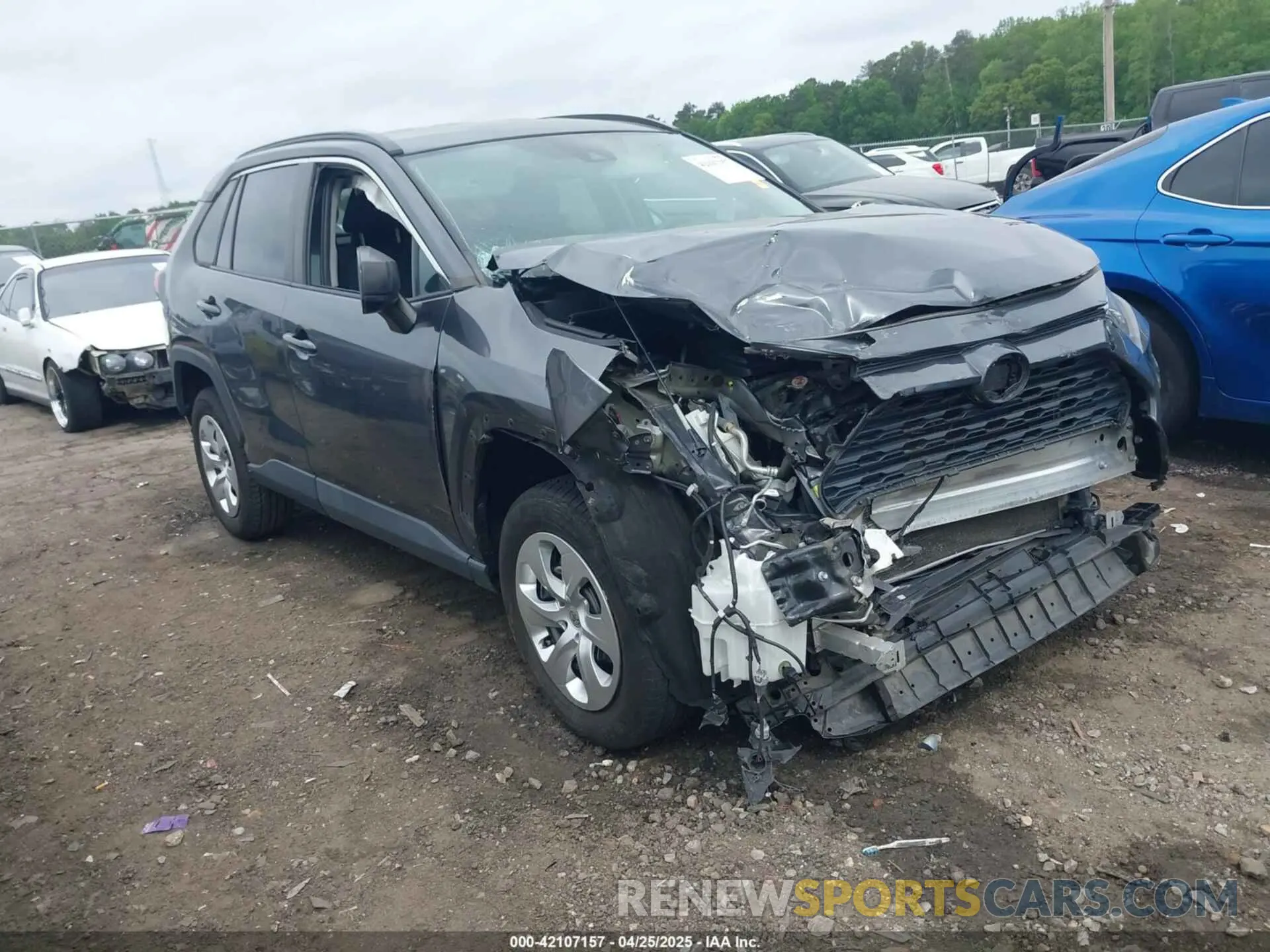 1 Фотография поврежденного автомобиля 2T3F1RFV9LC099479 TOYOTA RAV4 2020