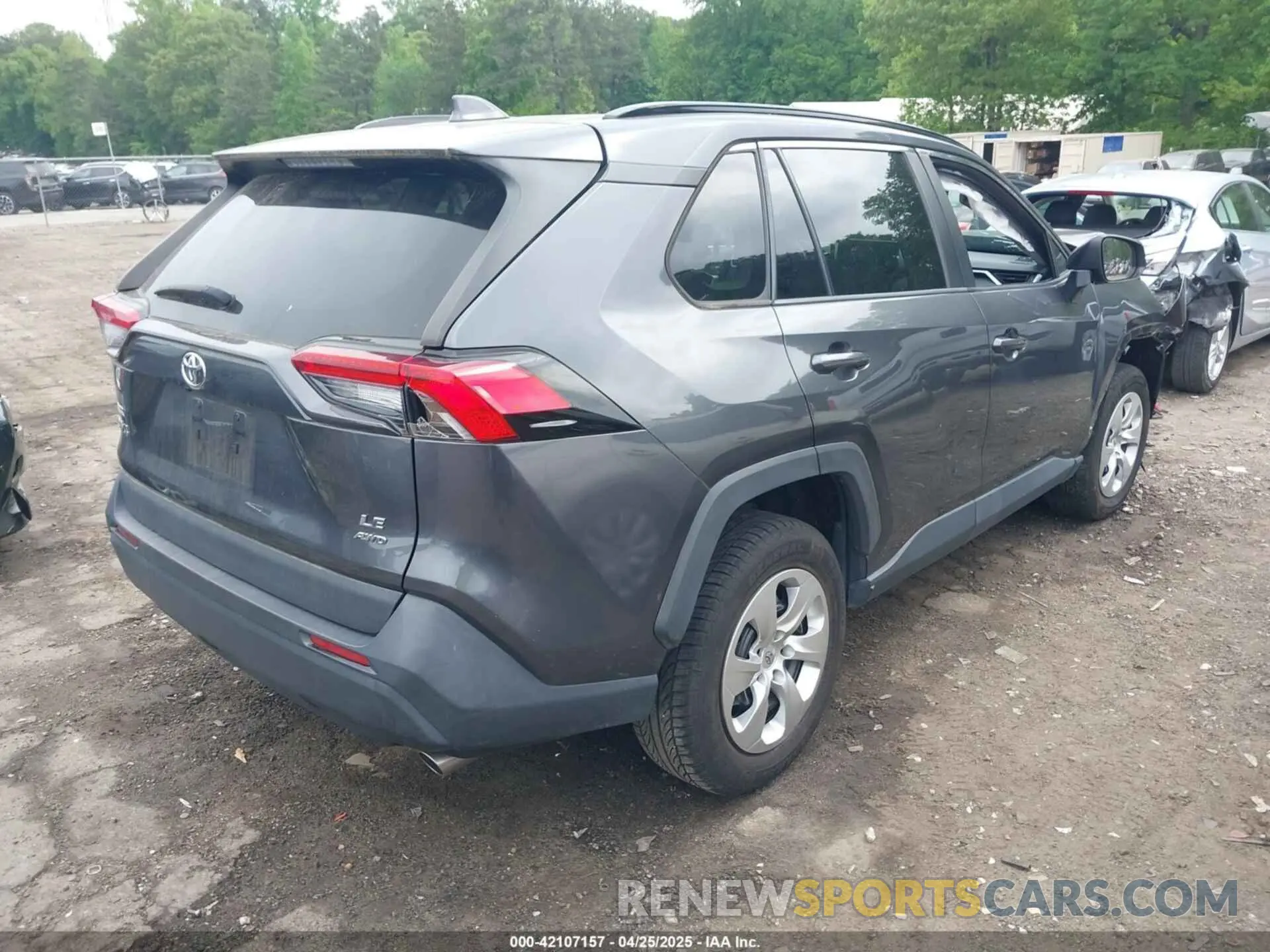 4 Фотография поврежденного автомобиля 2T3F1RFV9LC099479 TOYOTA RAV4 2020