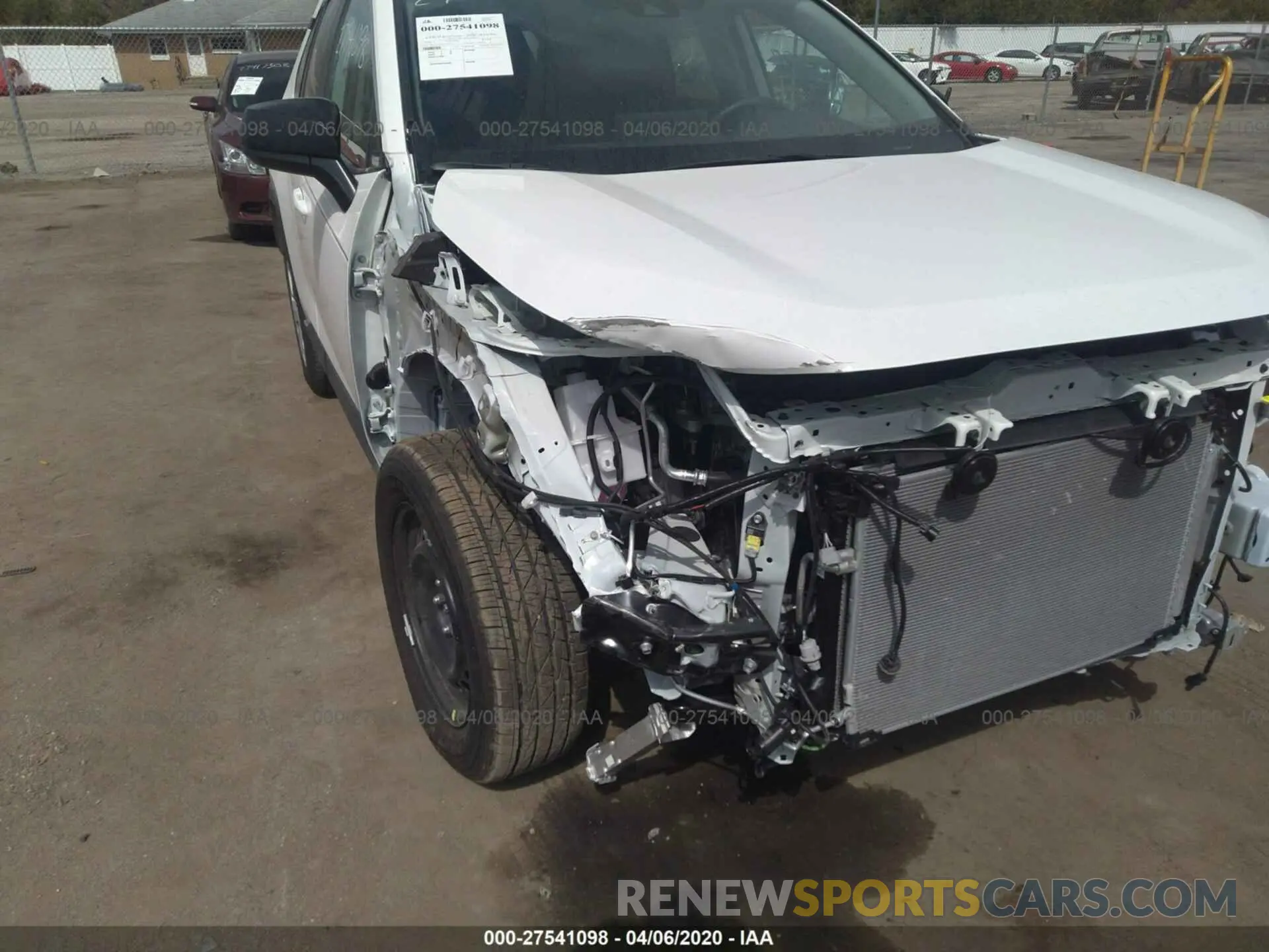 6 Photograph of a damaged car 2T3F1RFVXLC065552 TOYOTA RAV4 2020
