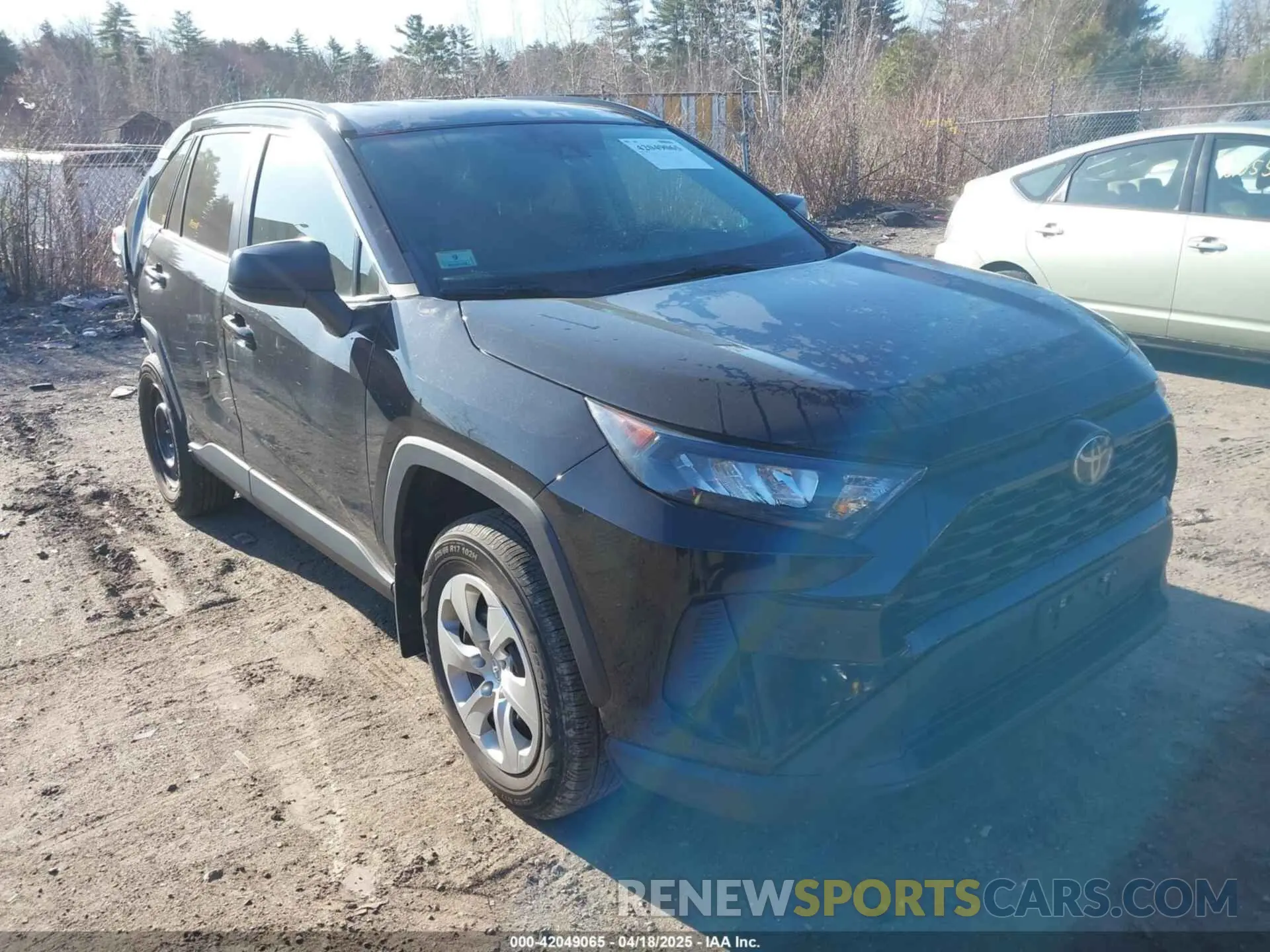 1 Photograph of a damaged car 2T3F1RFVXLW086240 TOYOTA RAV4 2020