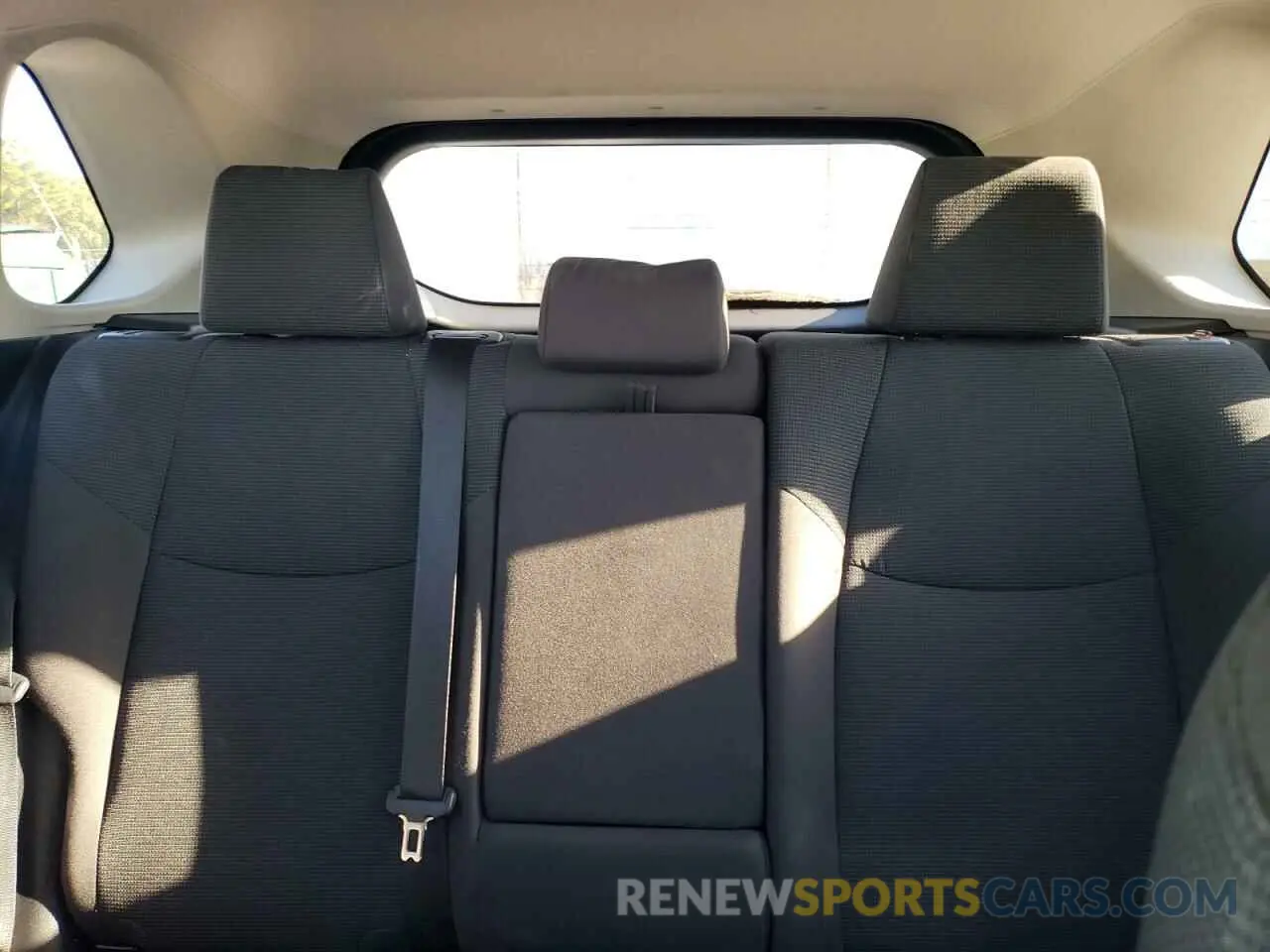 10 Фотография поврежденного автомобиля 2T3F1RFVXLW094810 TOYOTA RAV4 2020