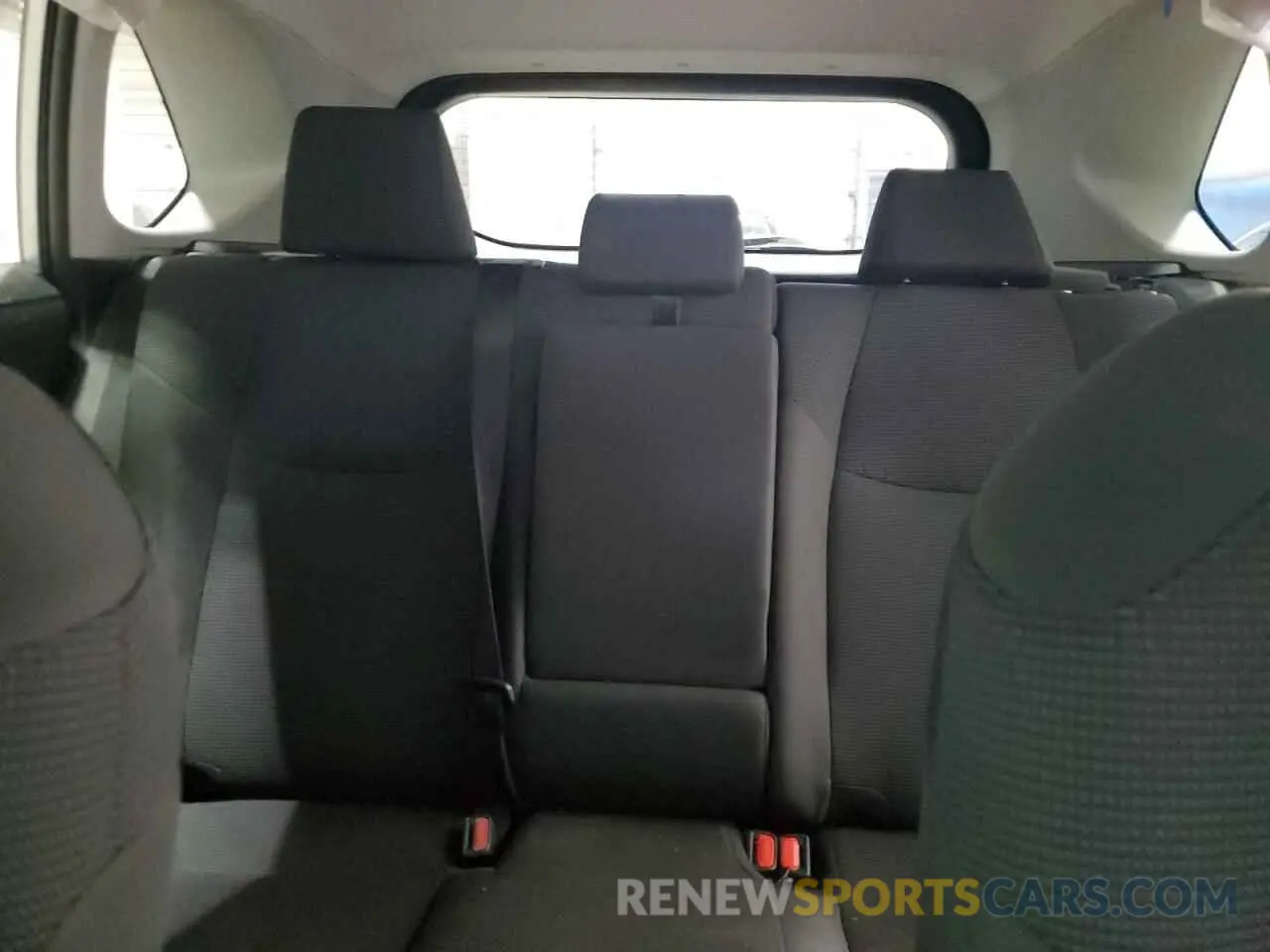 10 Фотография поврежденного автомобиля 2T3F1RFVXLW099764 TOYOTA RAV4 2020