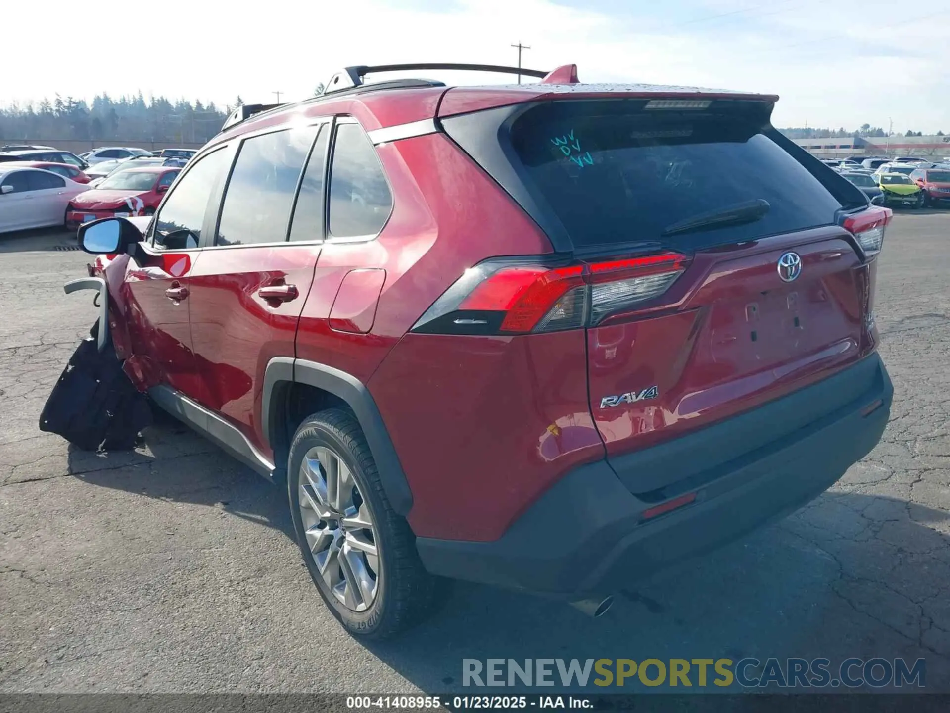 3 Photograph of a damaged car 2T3G1RFV1LC068232 TOYOTA RAV4 2020