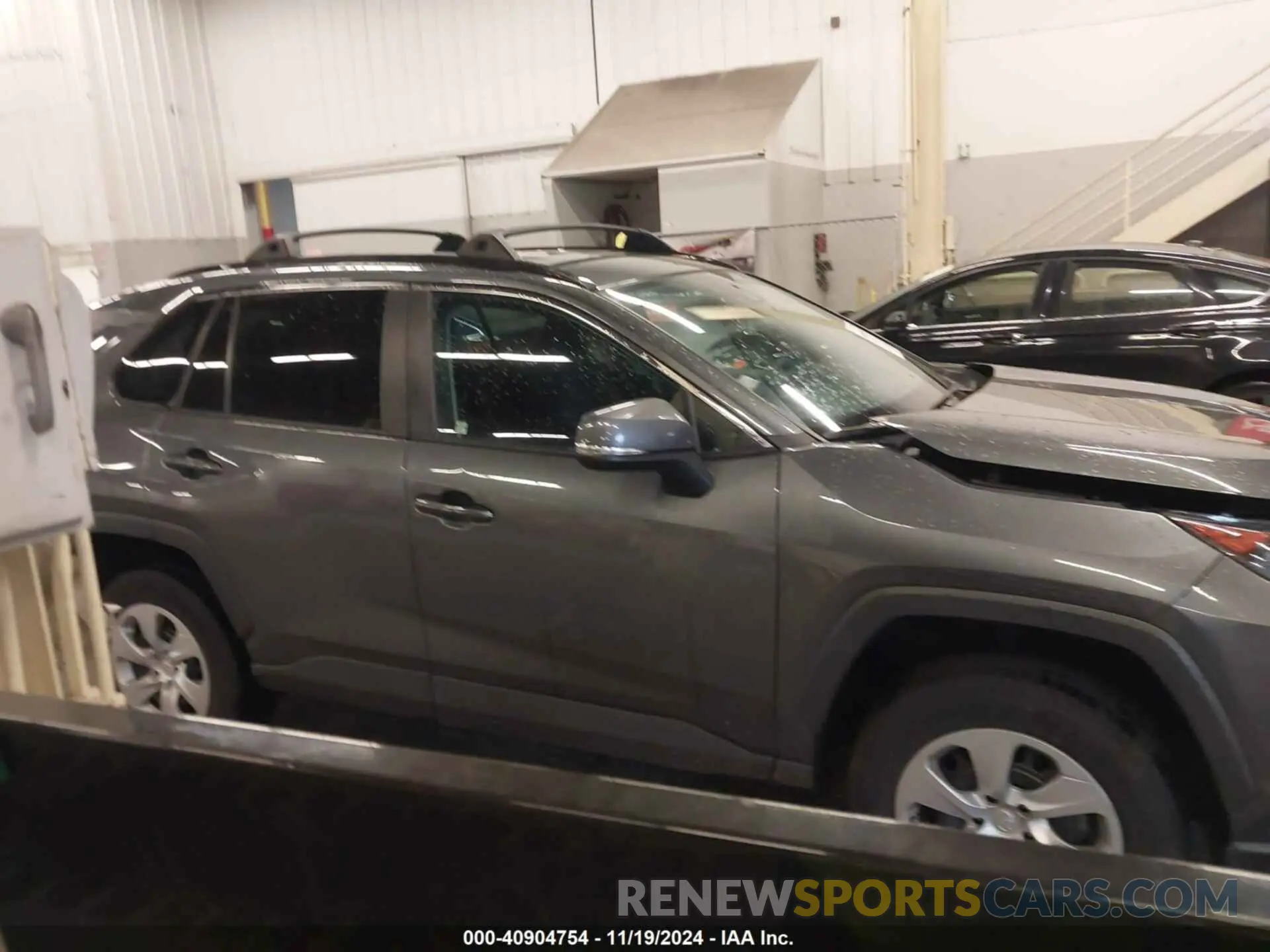 13 Photograph of a damaged car 2T3G1RFV1LC135427 TOYOTA RAV4 2020