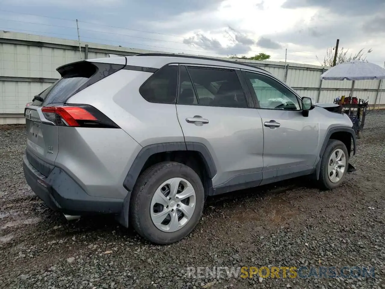 3 Фотография поврежденного автомобиля 2T3G1RFV1LW084011 TOYOTA RAV4 2020