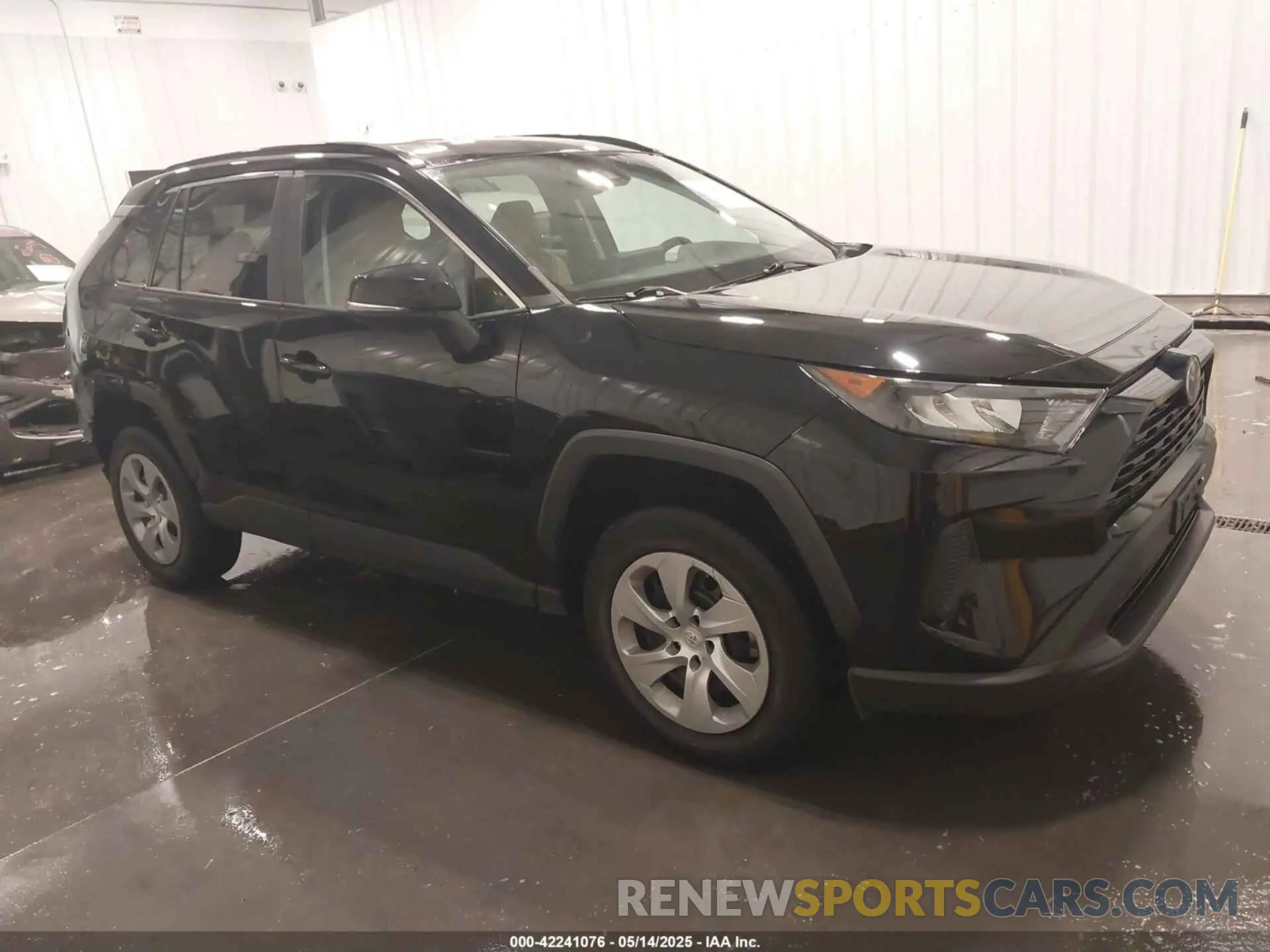 1 Фотография поврежденного автомобиля 2T3G1RFV1LW104628 TOYOTA RAV4 2020
