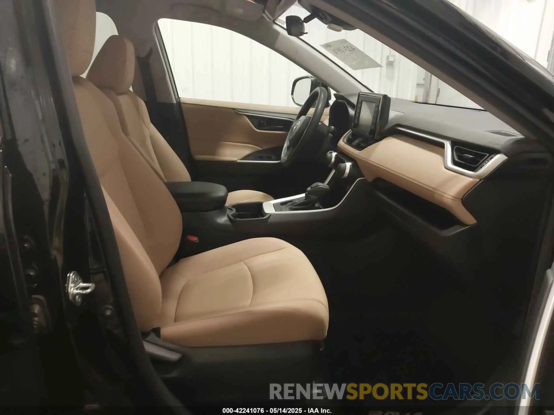 5 Фотография поврежденного автомобиля 2T3G1RFV1LW104628 TOYOTA RAV4 2020