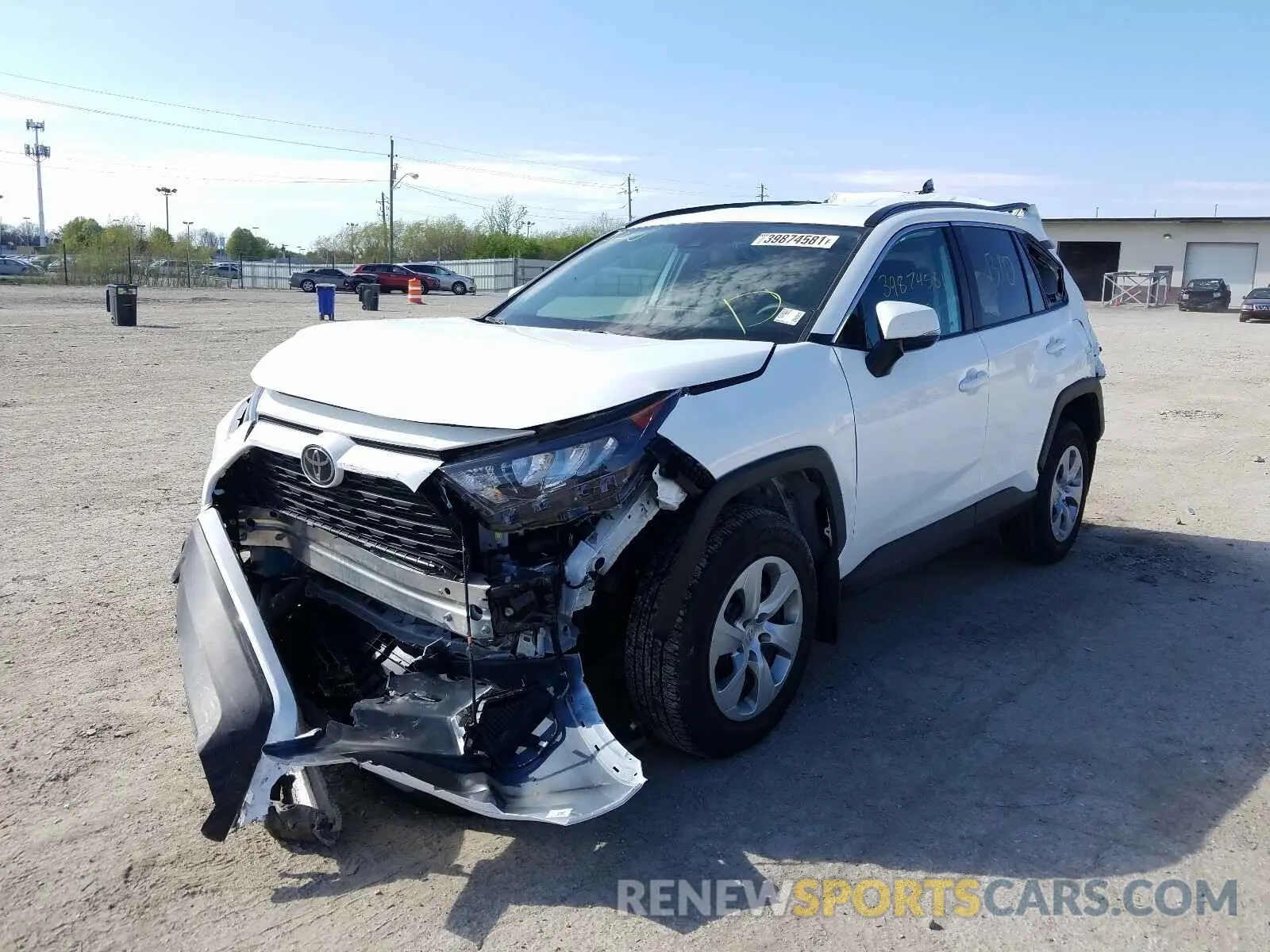 2 Photograph of a damaged car 2T3G1RFV2LW110311 TOYOTA RAV4 2020