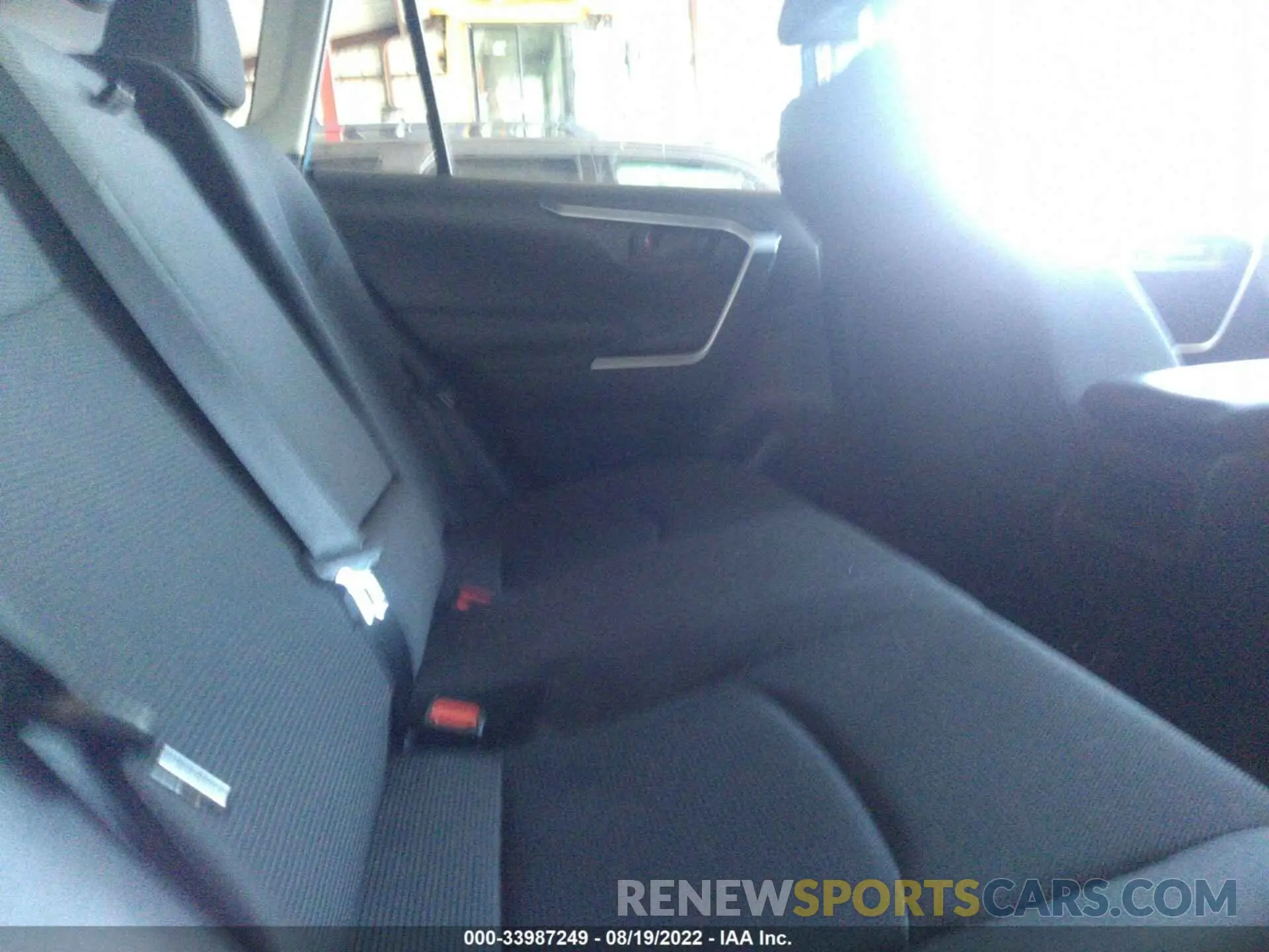 8 Фотография поврежденного автомобиля 2T3G1RFV3LC125112 TOYOTA RAV4 2020