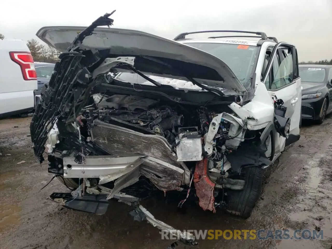 2 Photograph of a damaged car 2T3G1RFV3LW086570 TOYOTA RAV4 2020