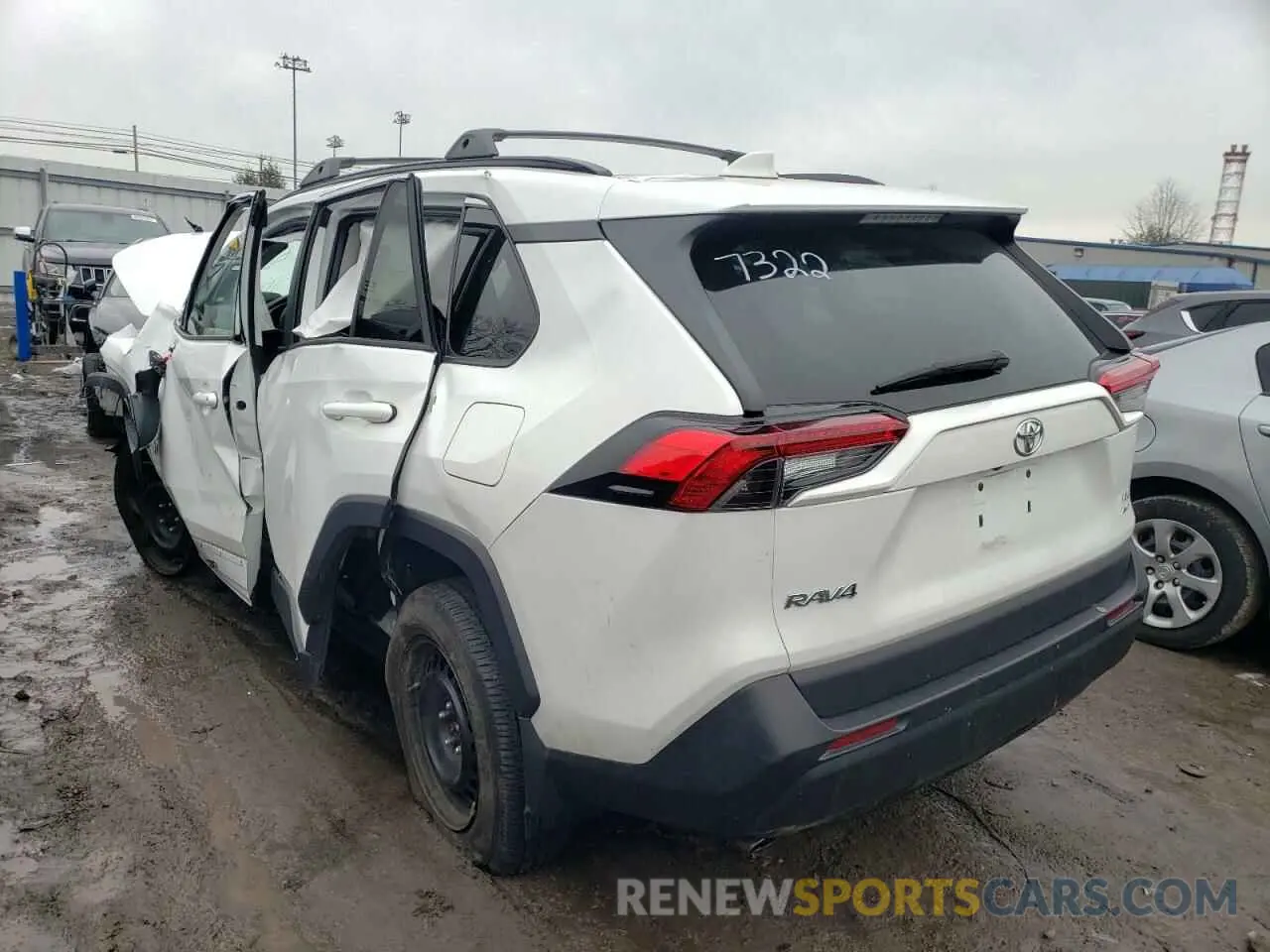 3 Photograph of a damaged car 2T3G1RFV3LW086570 TOYOTA RAV4 2020