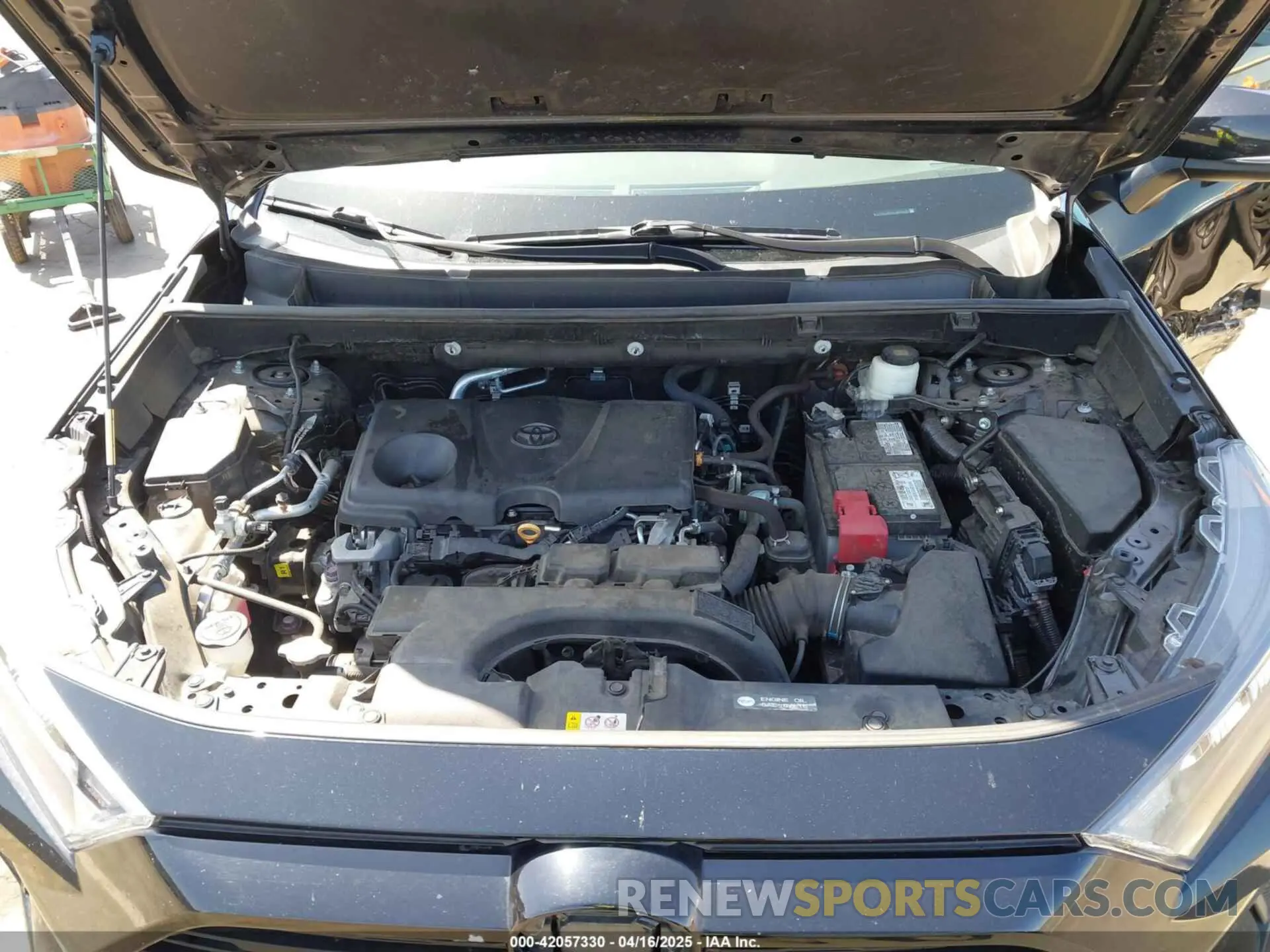 10 Photograph of a damaged car 2T3G1RFV3LW098394 TOYOTA RAV4 2020