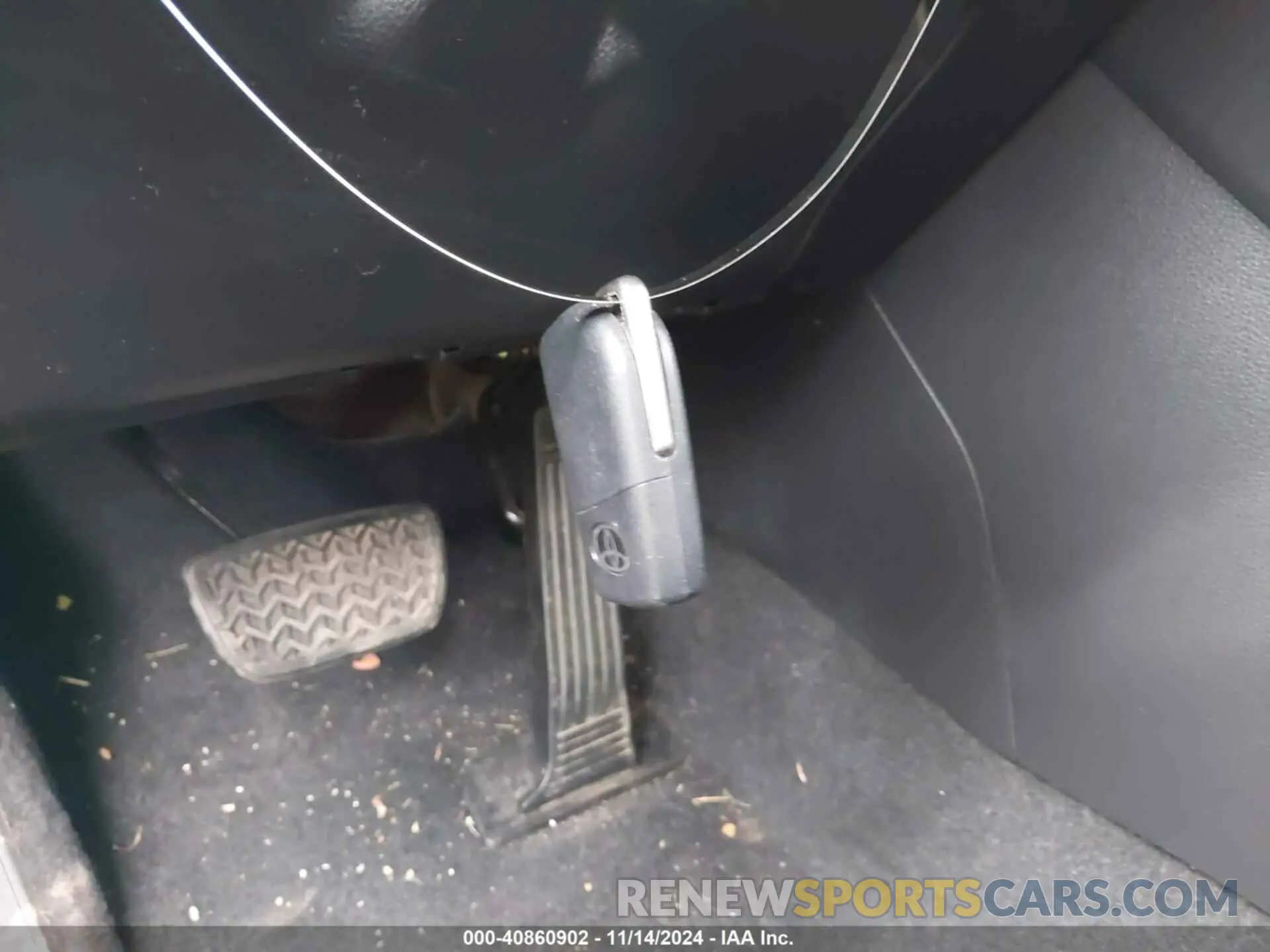 11 Photograph of a damaged car 2T3G1RFV3LW129515 TOYOTA RAV4 2020