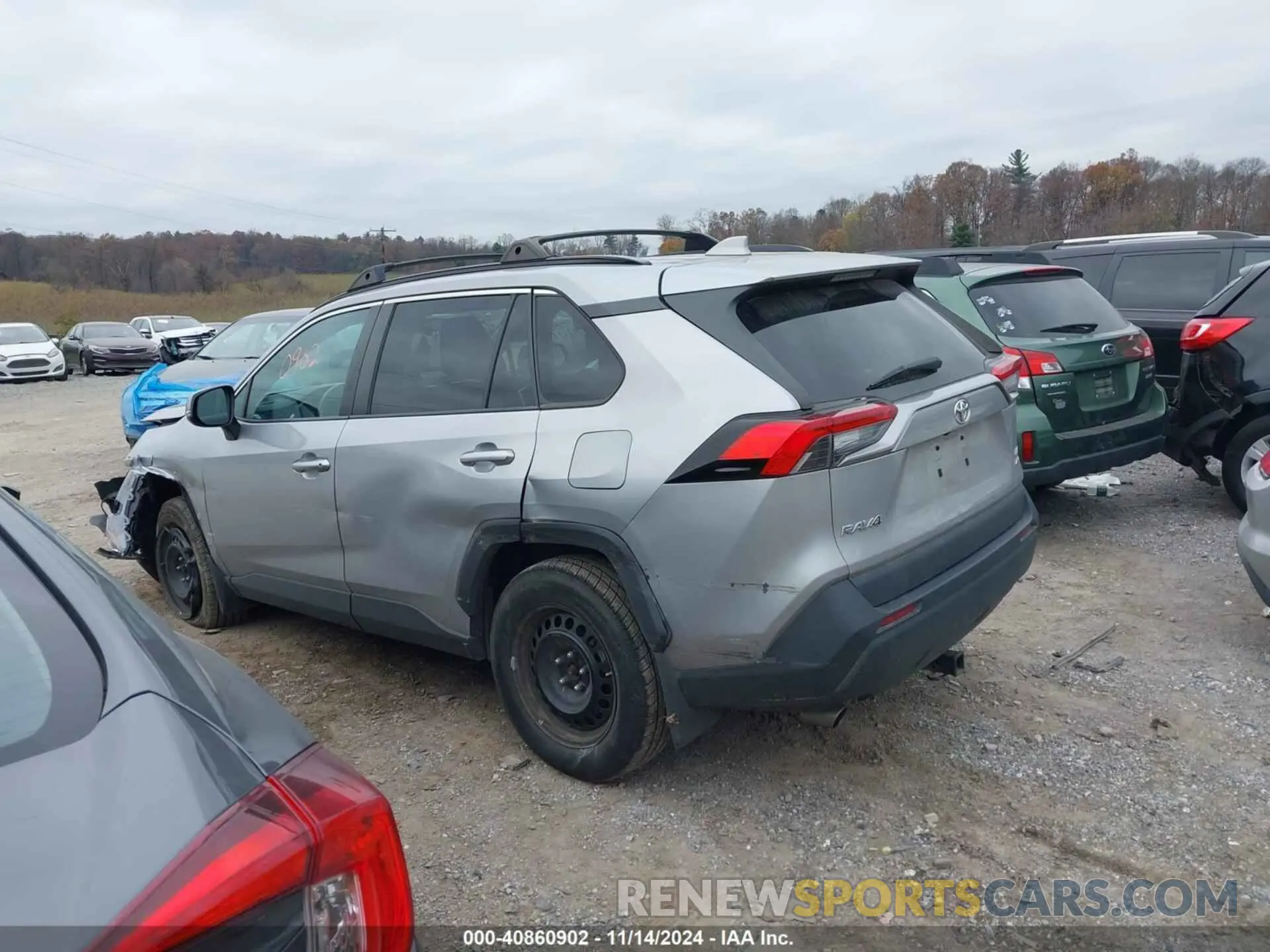 14 Photograph of a damaged car 2T3G1RFV3LW129515 TOYOTA RAV4 2020