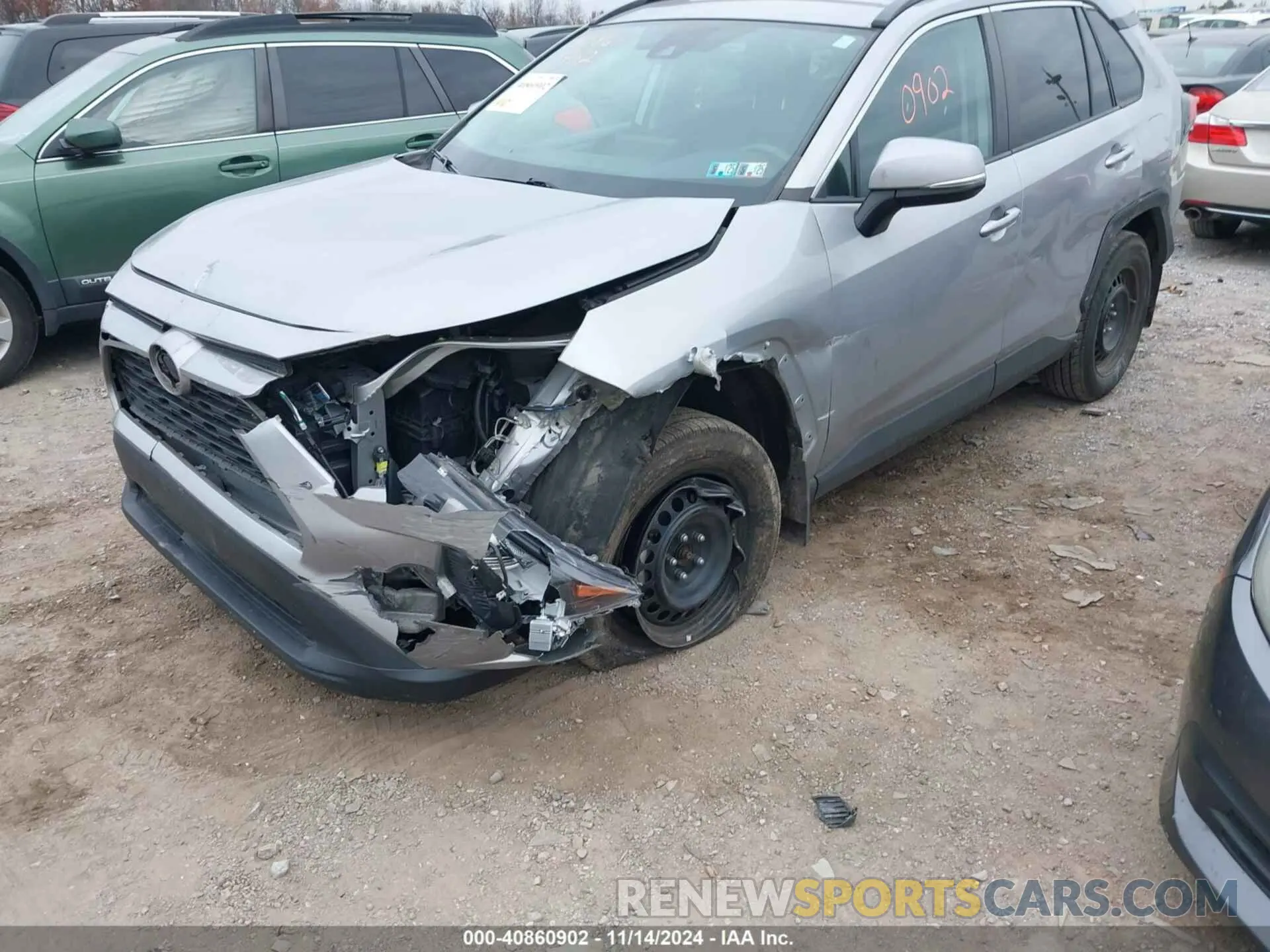 6 Photograph of a damaged car 2T3G1RFV3LW129515 TOYOTA RAV4 2020