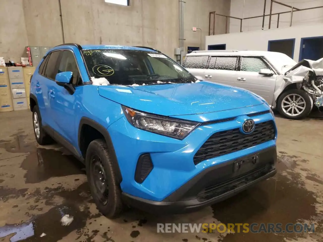 1 Фотография поврежденного автомобиля 2T3G1RFV4LC069679 TOYOTA RAV4 2020