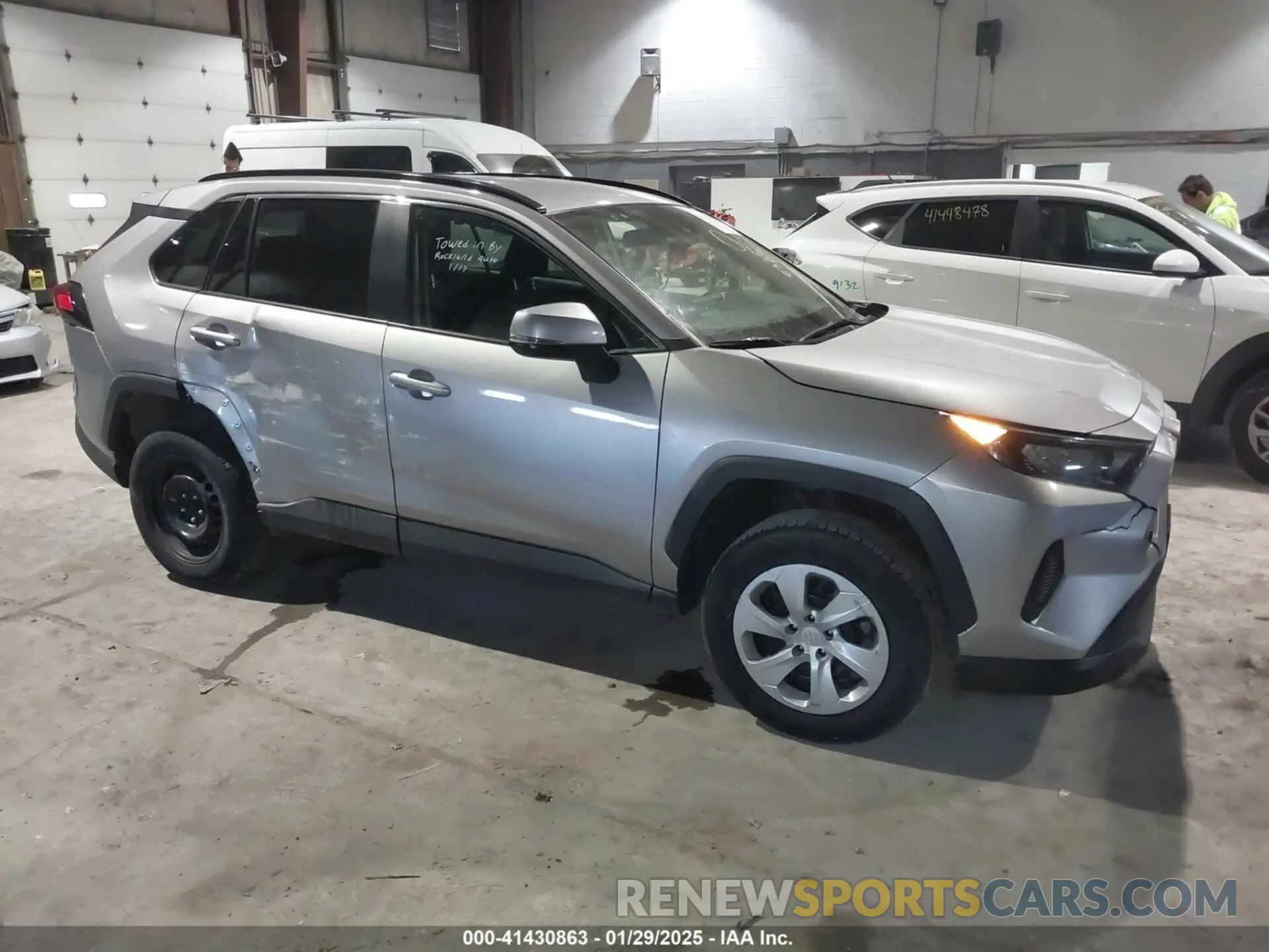 1 Фотография поврежденного автомобиля 2T3G1RFV6LW128102 TOYOTA RAV4 2020