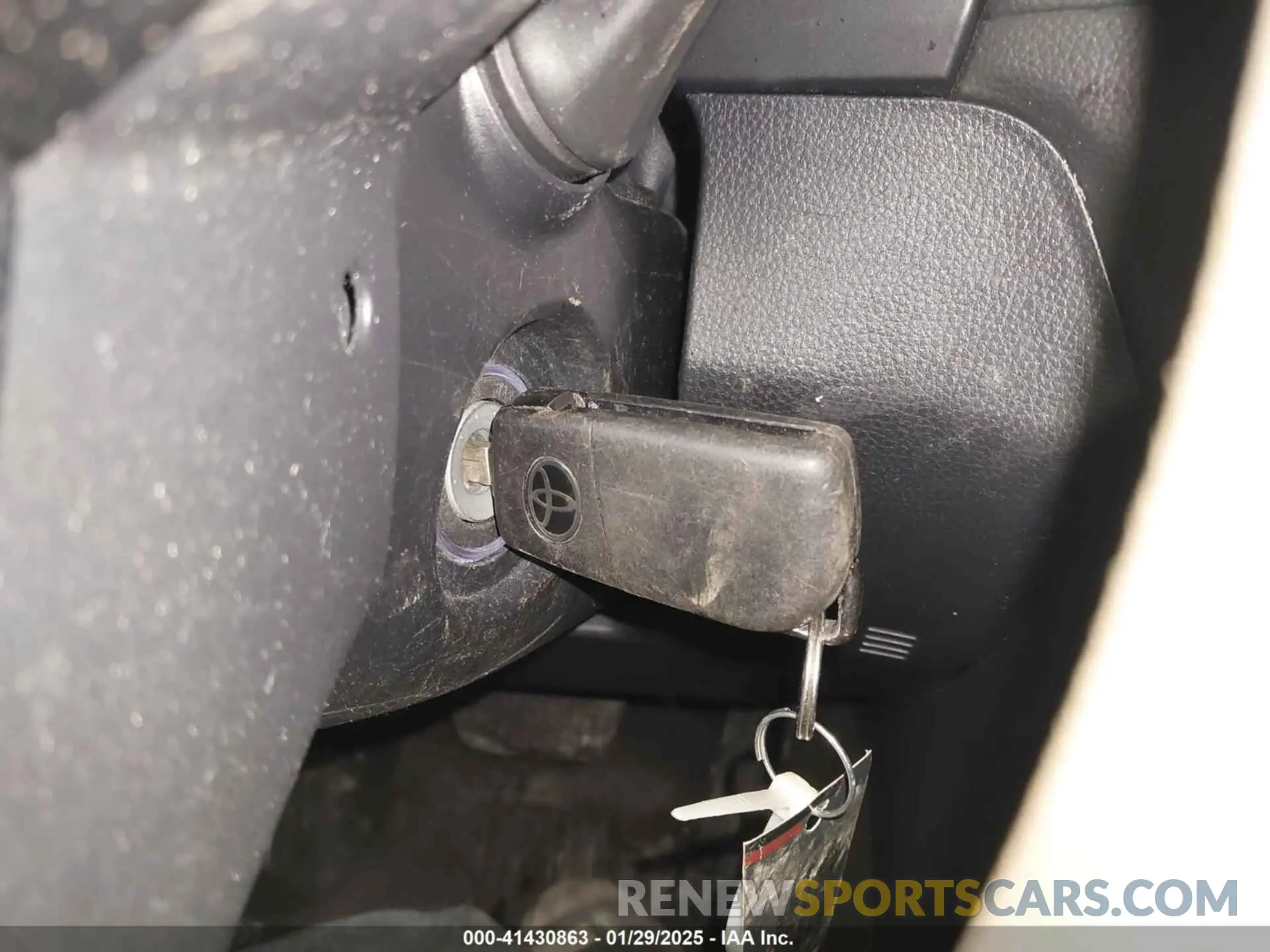 11 Фотография поврежденного автомобиля 2T3G1RFV6LW128102 TOYOTA RAV4 2020