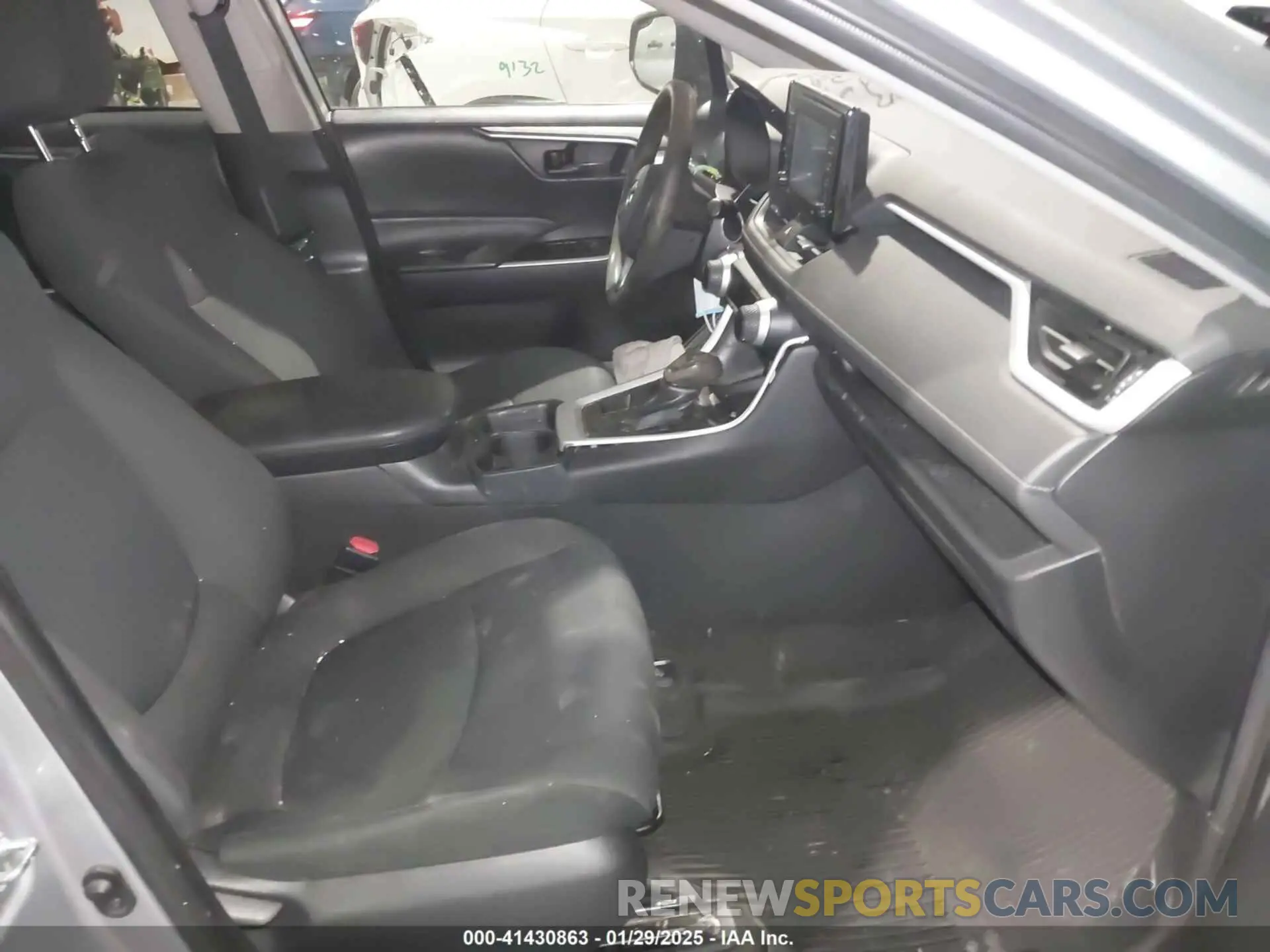 5 Фотография поврежденного автомобиля 2T3G1RFV6LW128102 TOYOTA RAV4 2020