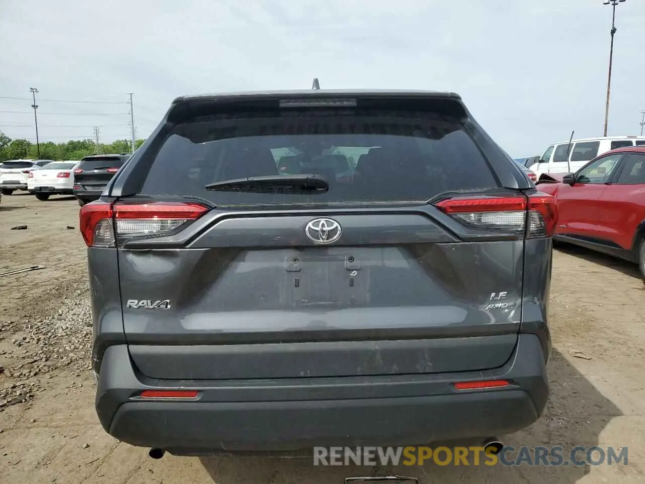 6 Photograph of a damaged car 2T3G1RFV8LC138034 TOYOTA RAV4 2020