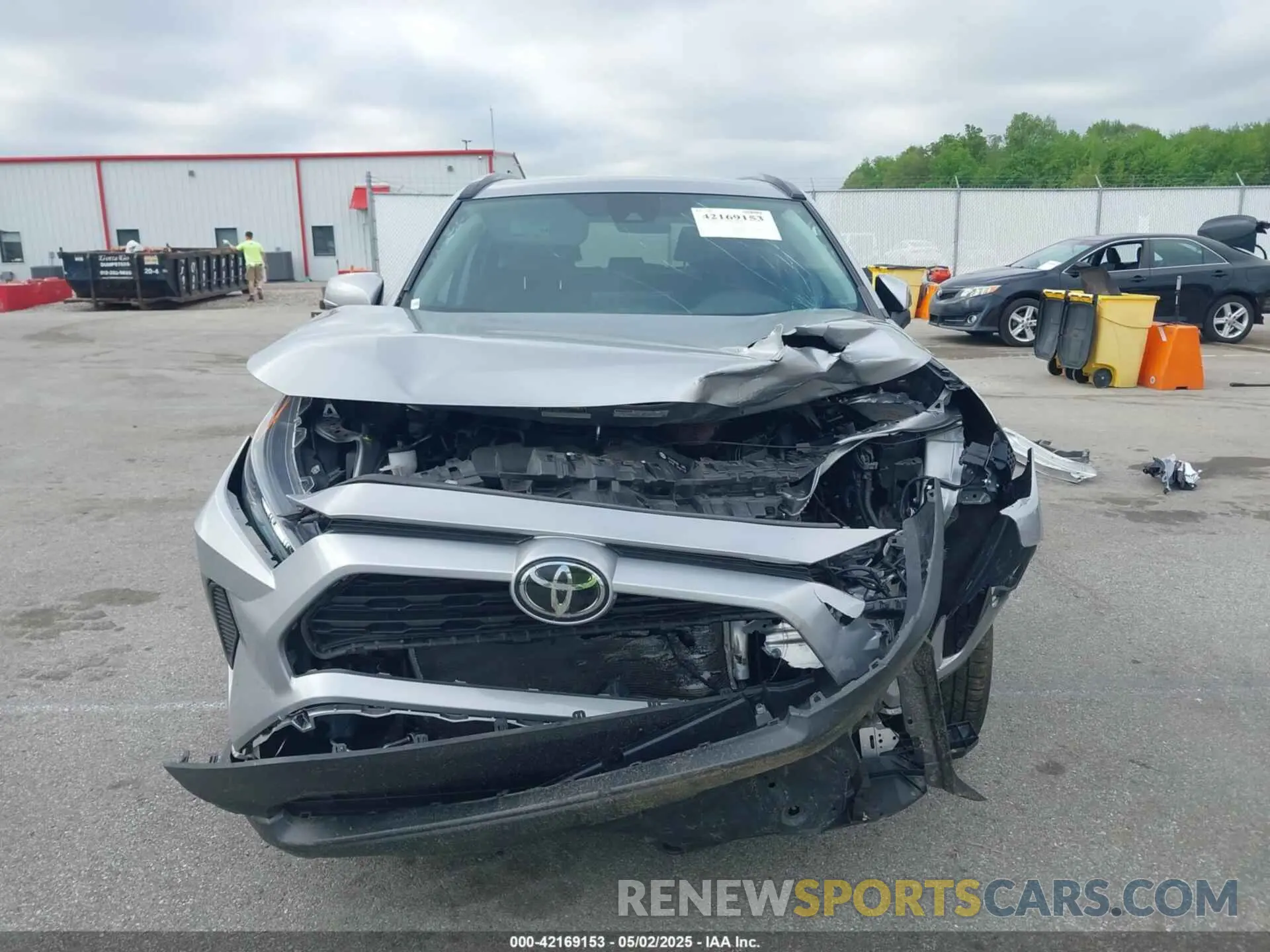 13 Photograph of a damaged car 2T3G1RFV8LW120390 TOYOTA RAV4 2020