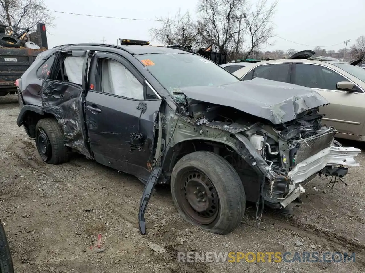 4 Фотография поврежденного автомобиля 2T3G1RFV9LW103856 TOYOTA RAV4 2020