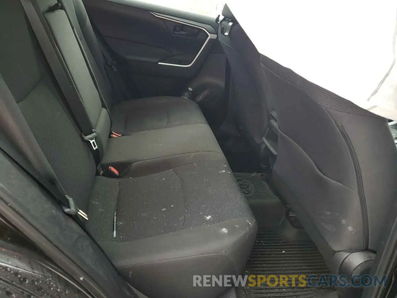 11 Фотография поврежденного автомобиля 2T3G1RFVXLW135117 TOYOTA RAV4 2020