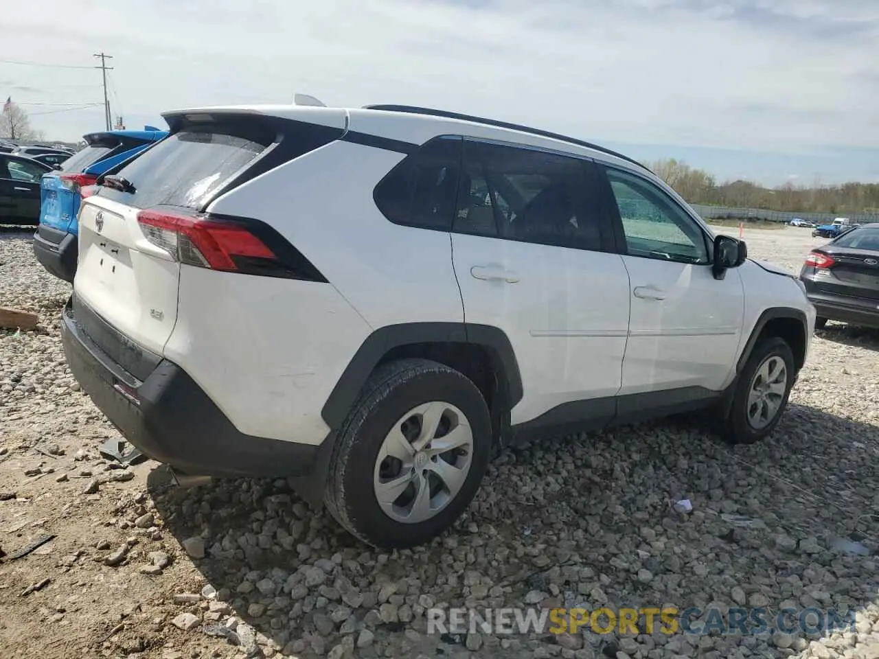 3 Photograph of a damaged car 2T3H1RFV0LC078271 TOYOTA RAV4 2020