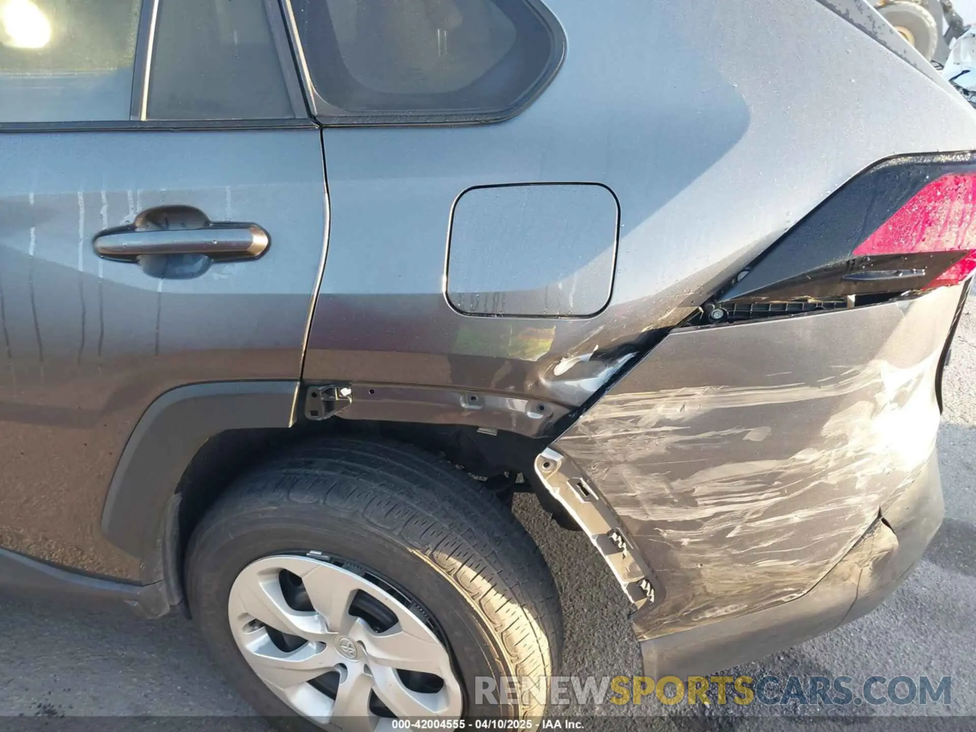 17 Фотография поврежденного автомобиля 2T3H1RFV0LC078920 TOYOTA RAV4 2020