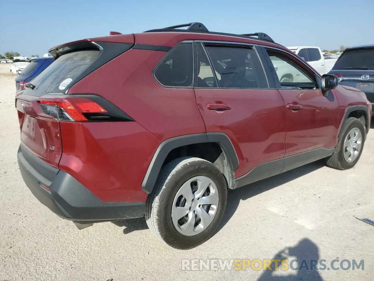 3 Photograph of a damaged car 2T3H1RFV0LW088104 TOYOTA RAV4 2020