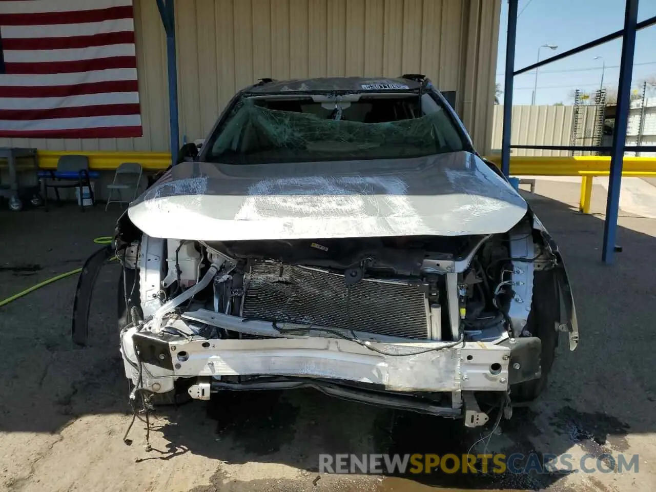 5 Photograph of a damaged car 2T3H1RFV0LW094890 TOYOTA RAV4 2020