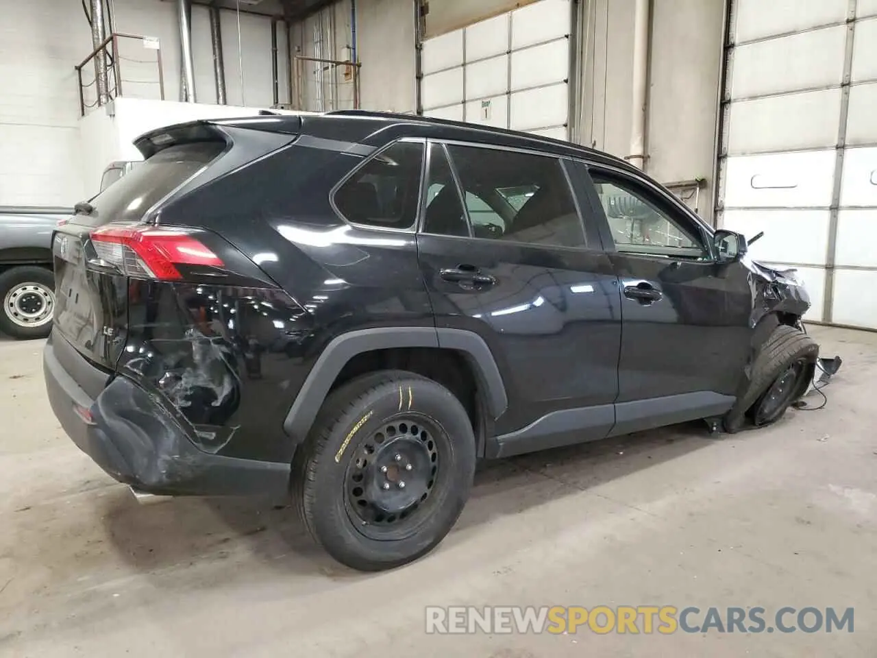 3 Photograph of a damaged car 2T3H1RFV1LW060179 TOYOTA RAV4 2020
