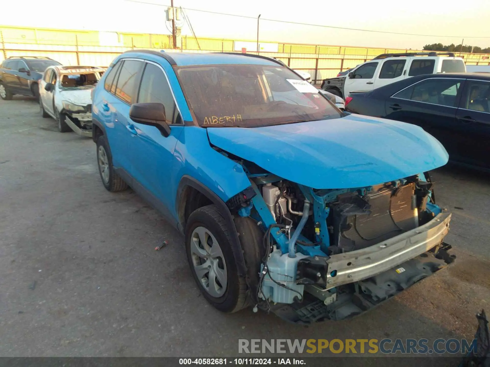 1 Фотография поврежденного автомобиля 2T3H1RFV1LW077449 TOYOTA RAV4 2020